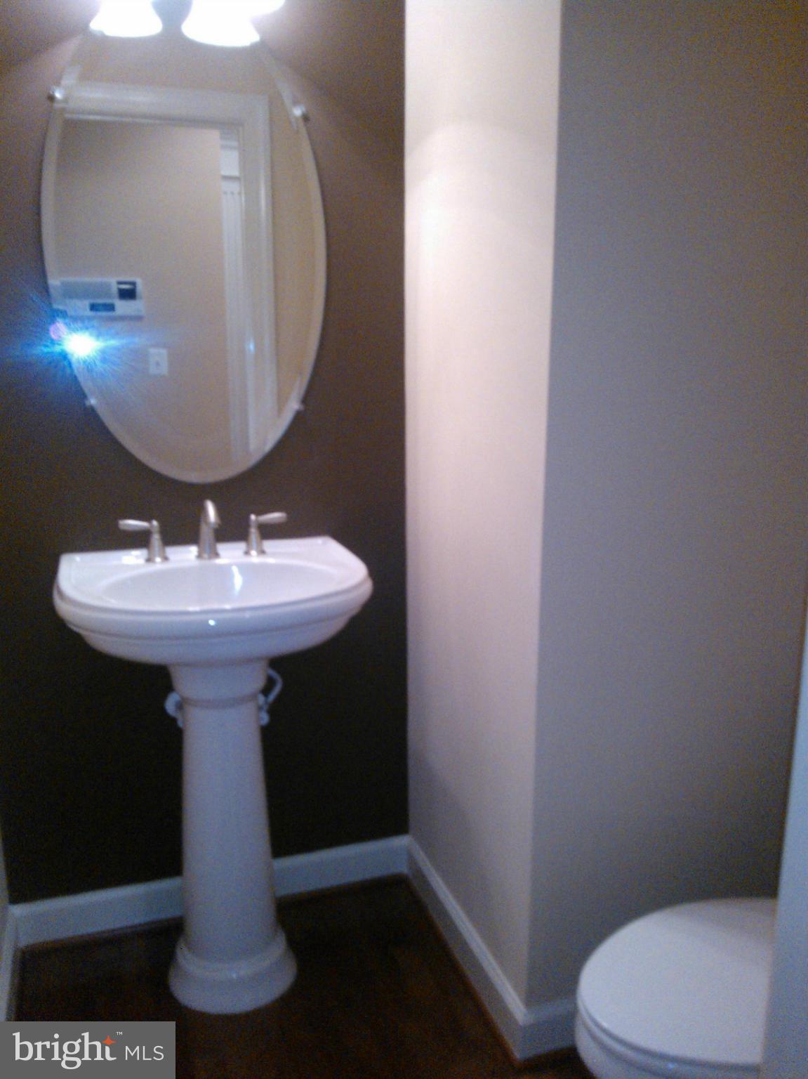 FAIRWOOD-PHASE 2-PLAT 10 - Residential Lease