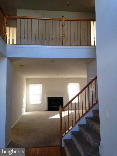 WESTBURY PUB - Residential Lease