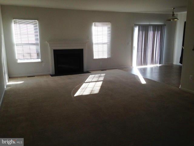 WESTBURY PUB - Residential Lease