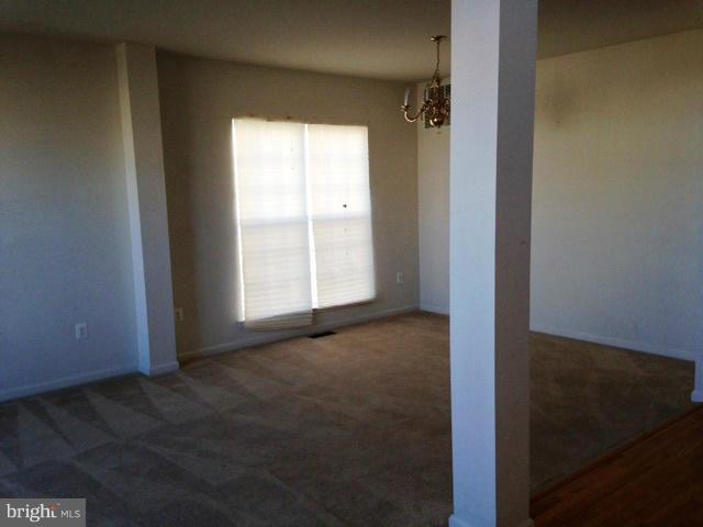 WESTBURY PUB - Residential Lease