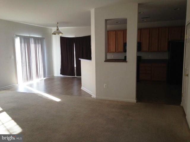 WESTBURY PUB - Residential Lease