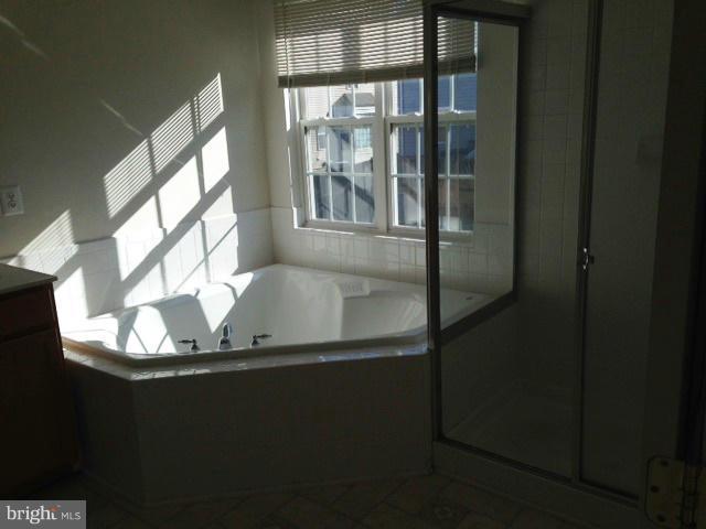 WESTBURY PUB - Residential Lease