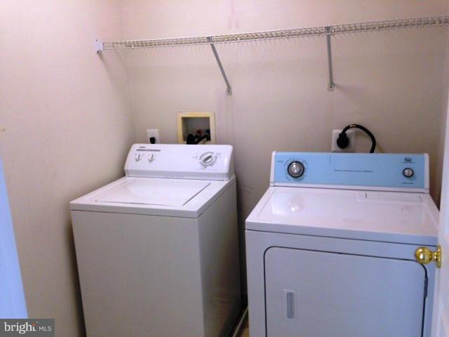 WESTBURY PUB - Residential Lease