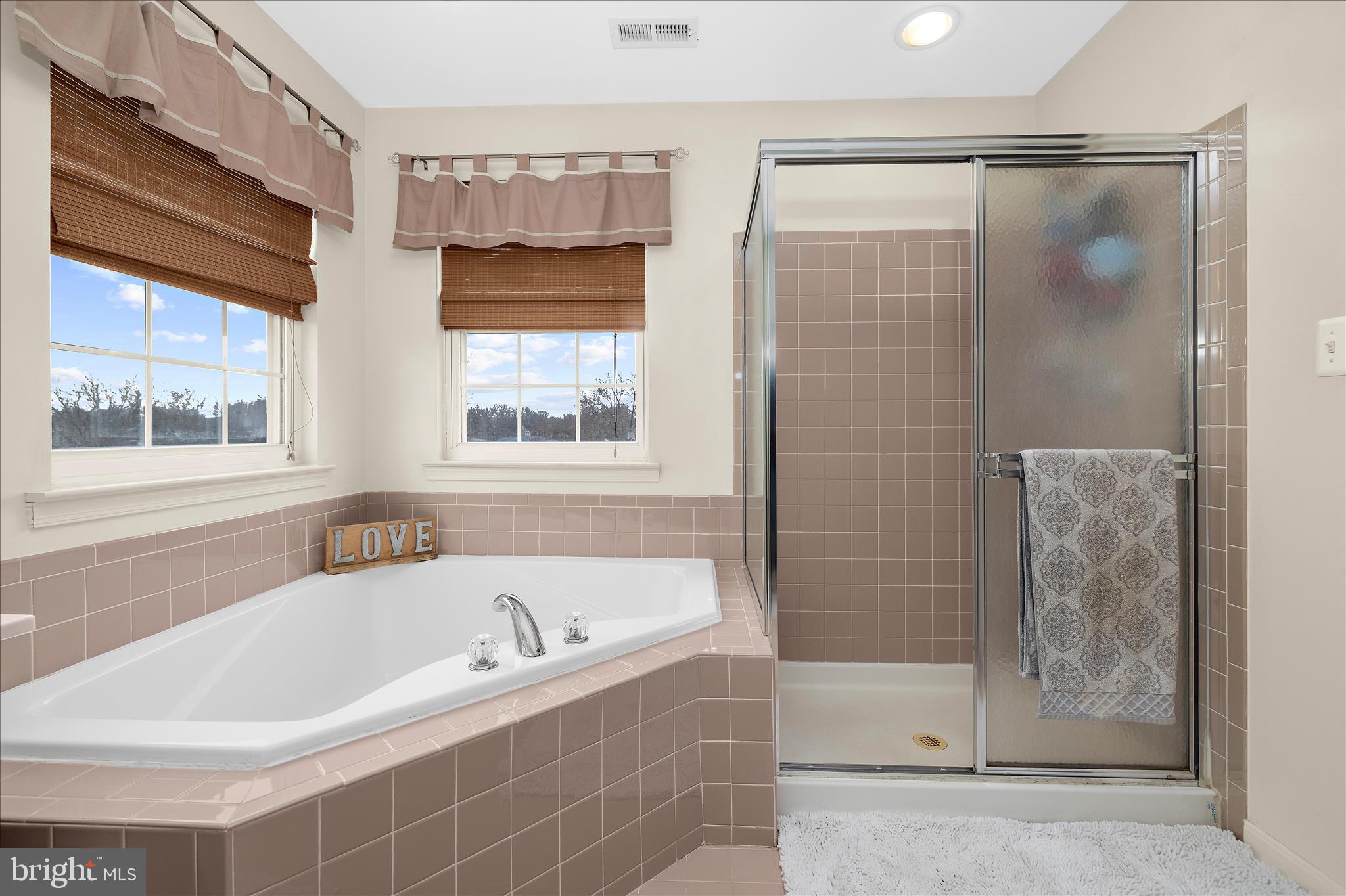 KINGSTON PARK - Residential