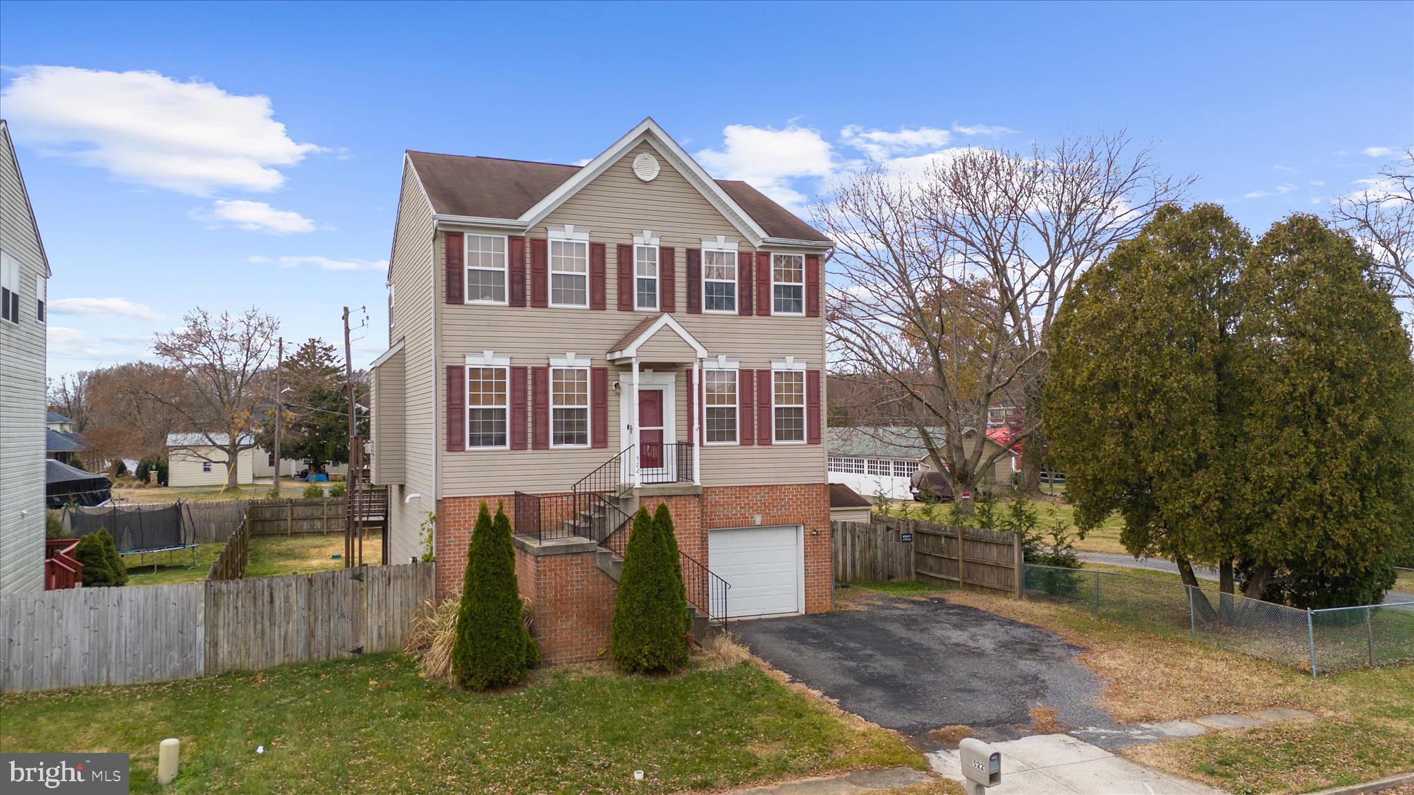 KINGSTON PARK - Residential