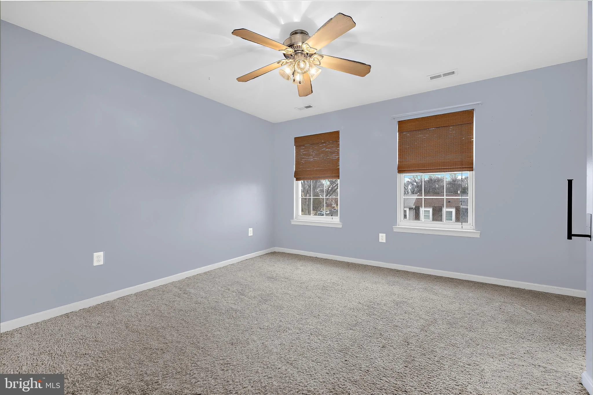 Middle River, Maryland 21220, United States, 4 Bedrooms Bedrooms, ,4 BathroomsBathrooms,Residential,Active,250438