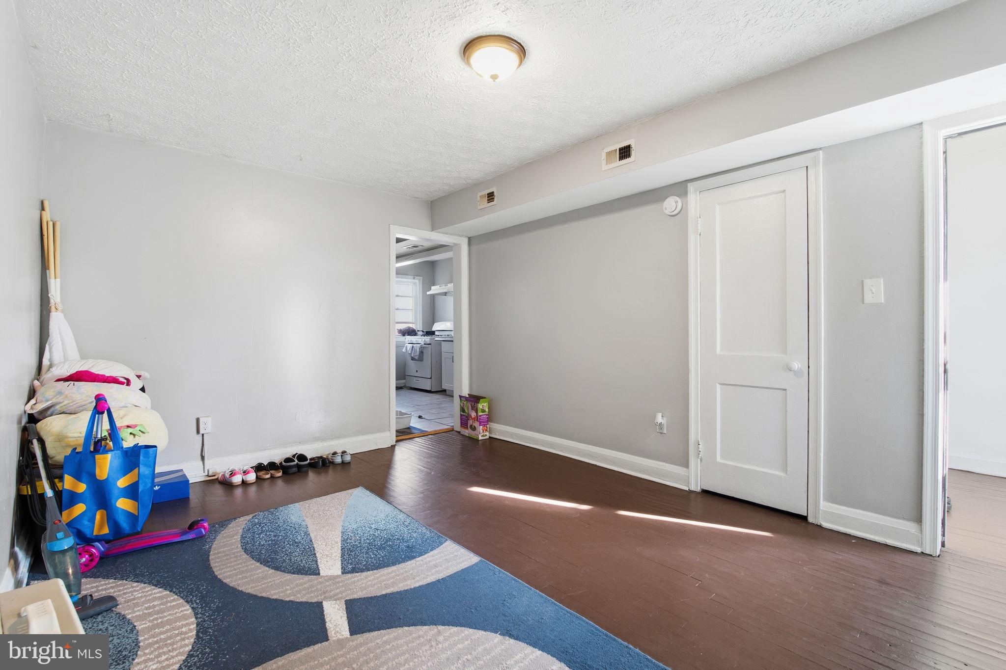 BROOKLYN PARK - Residential