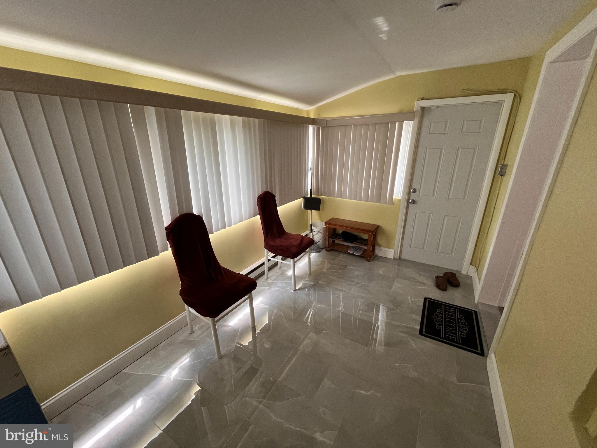 112 HAZELHURST AVENUE