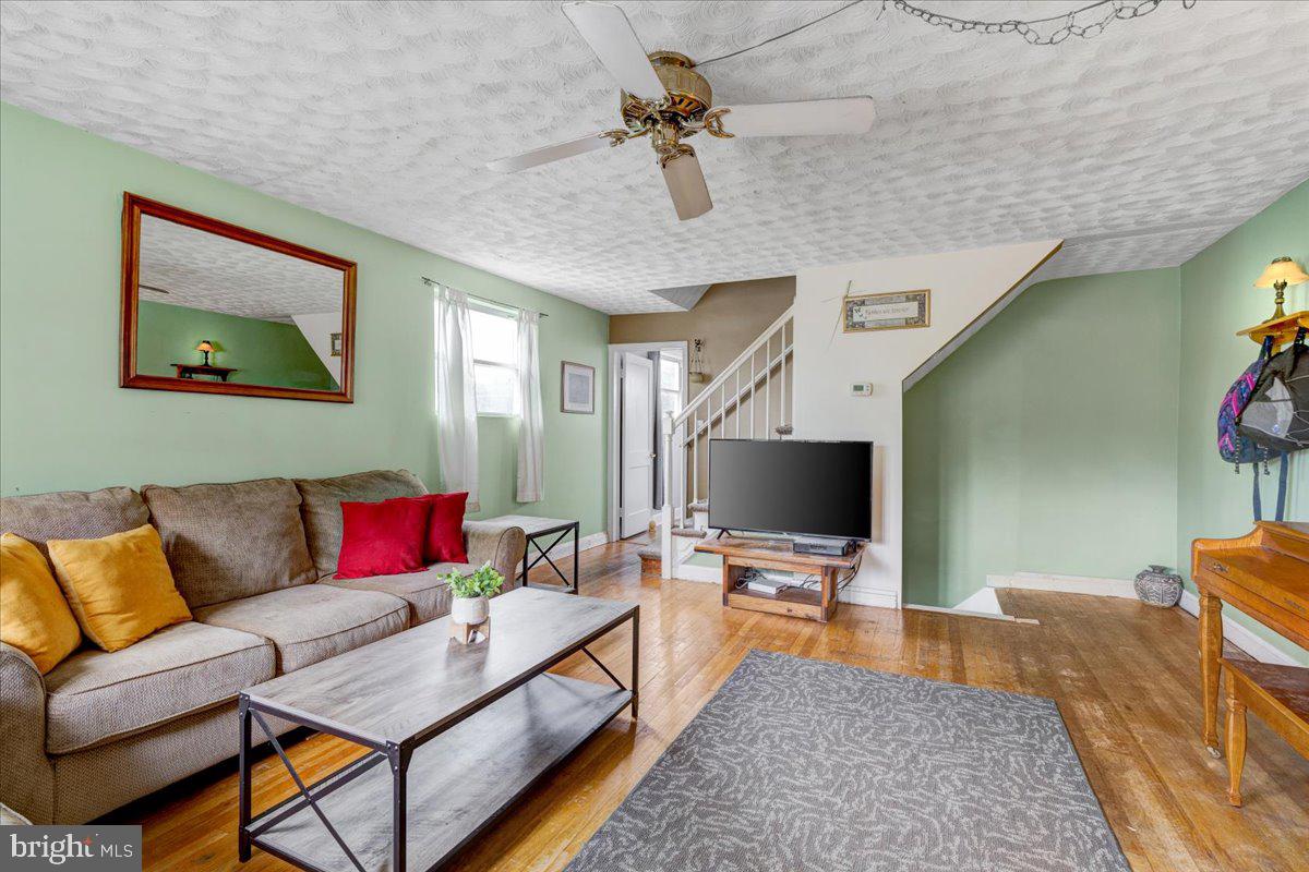 EASTFIELD - Residential