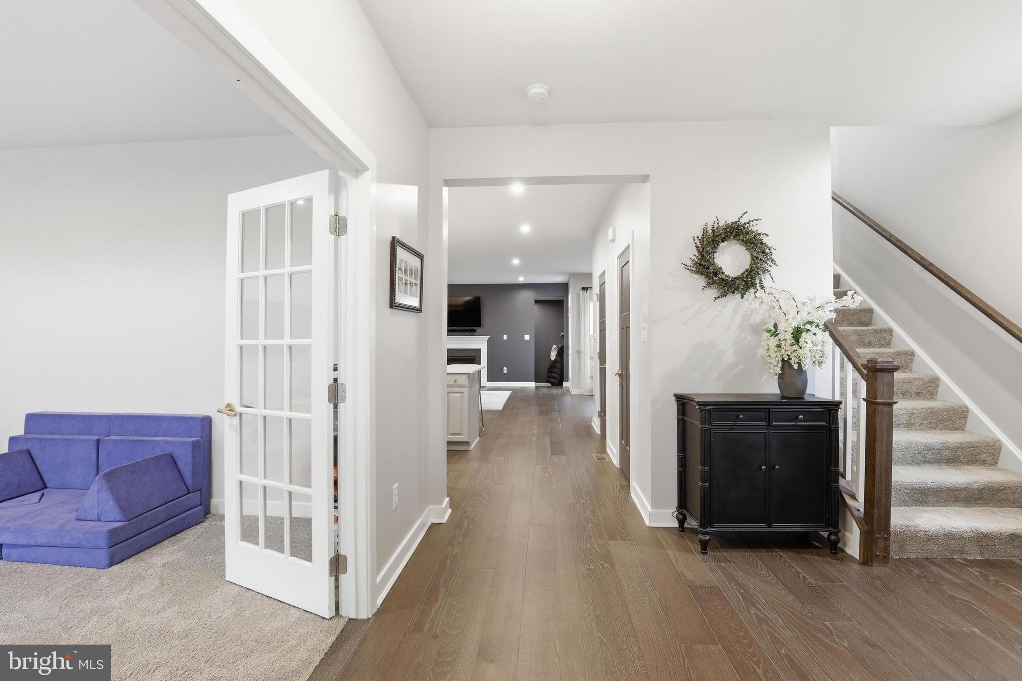649 SPRING HOLLOW DRIVE