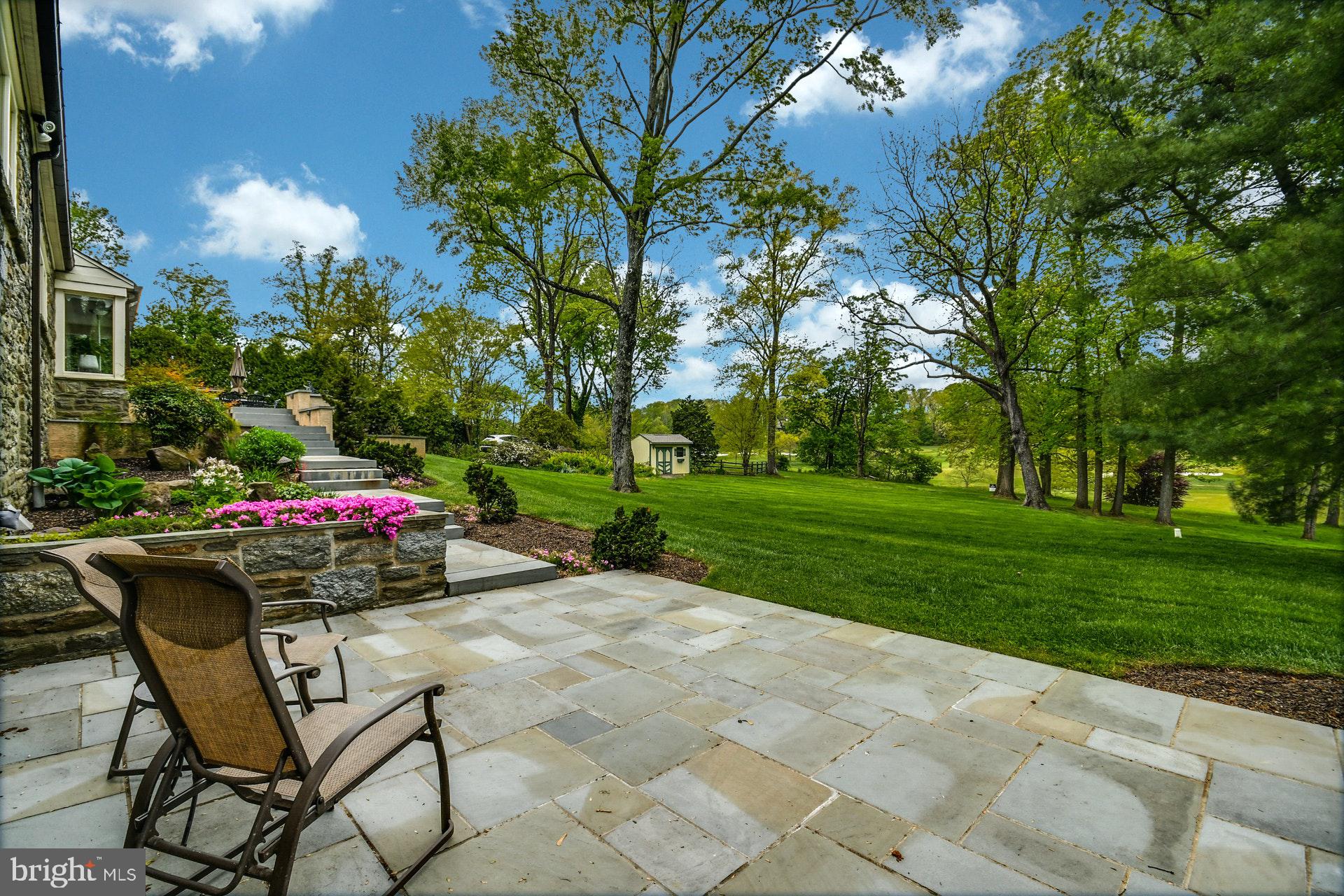 HUNTINGDON VALLEY - Residential