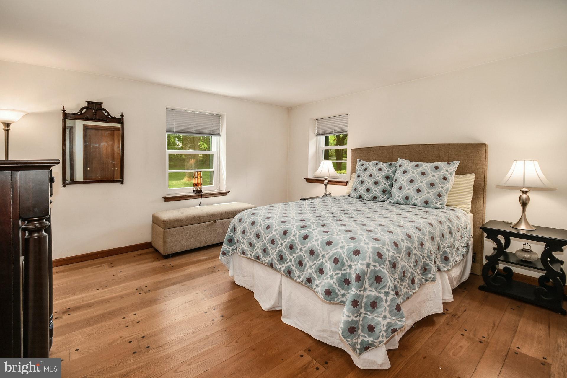 HUNTINGDON VALLEY - Residential