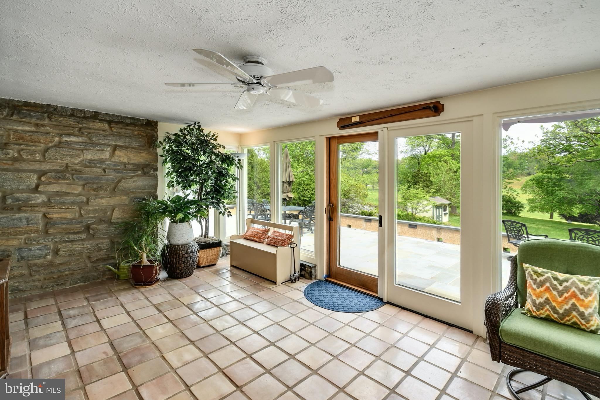 HUNTINGDON VALLEY - Residential