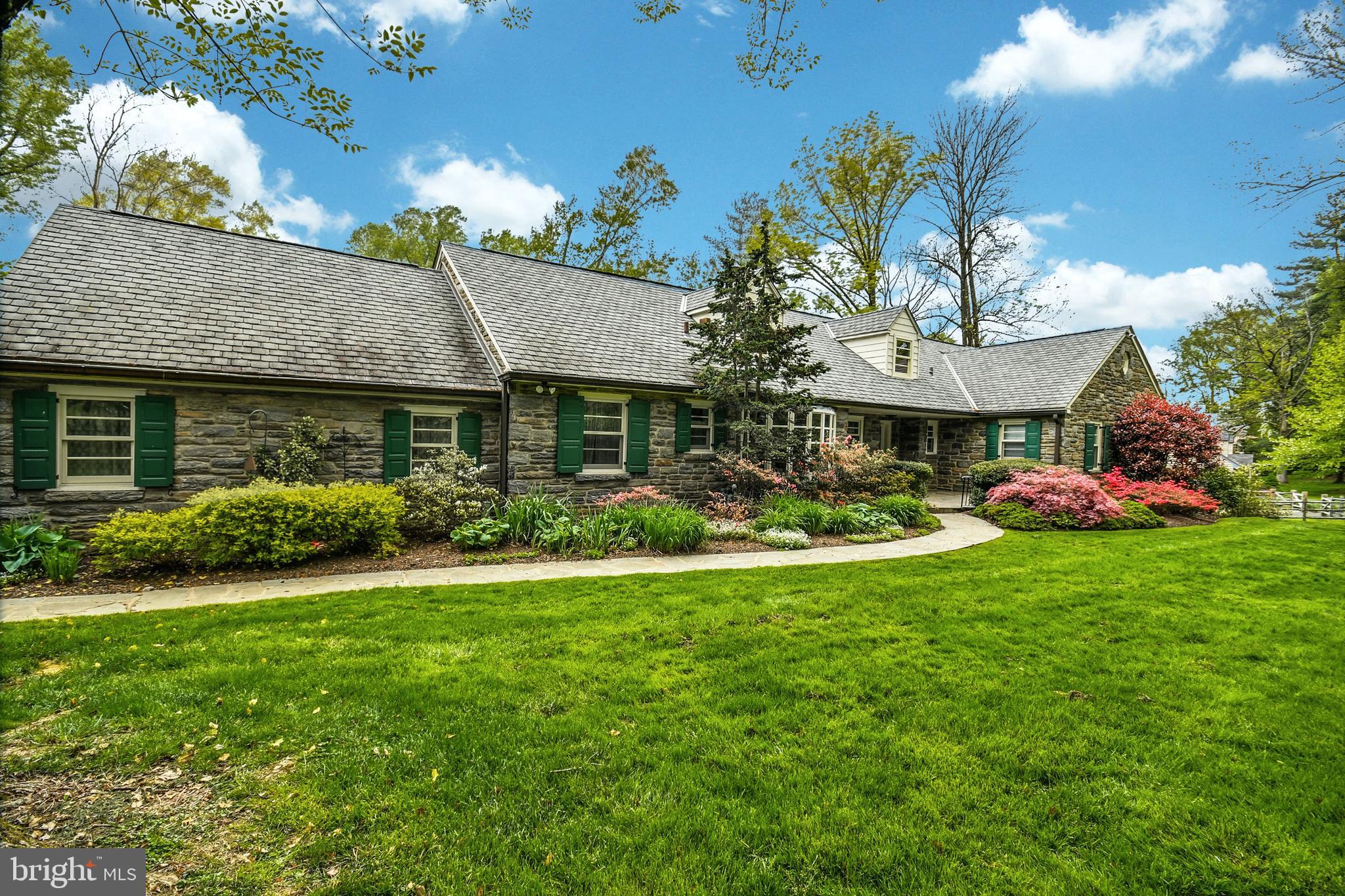 HUNTINGDON VALLEY - Residential