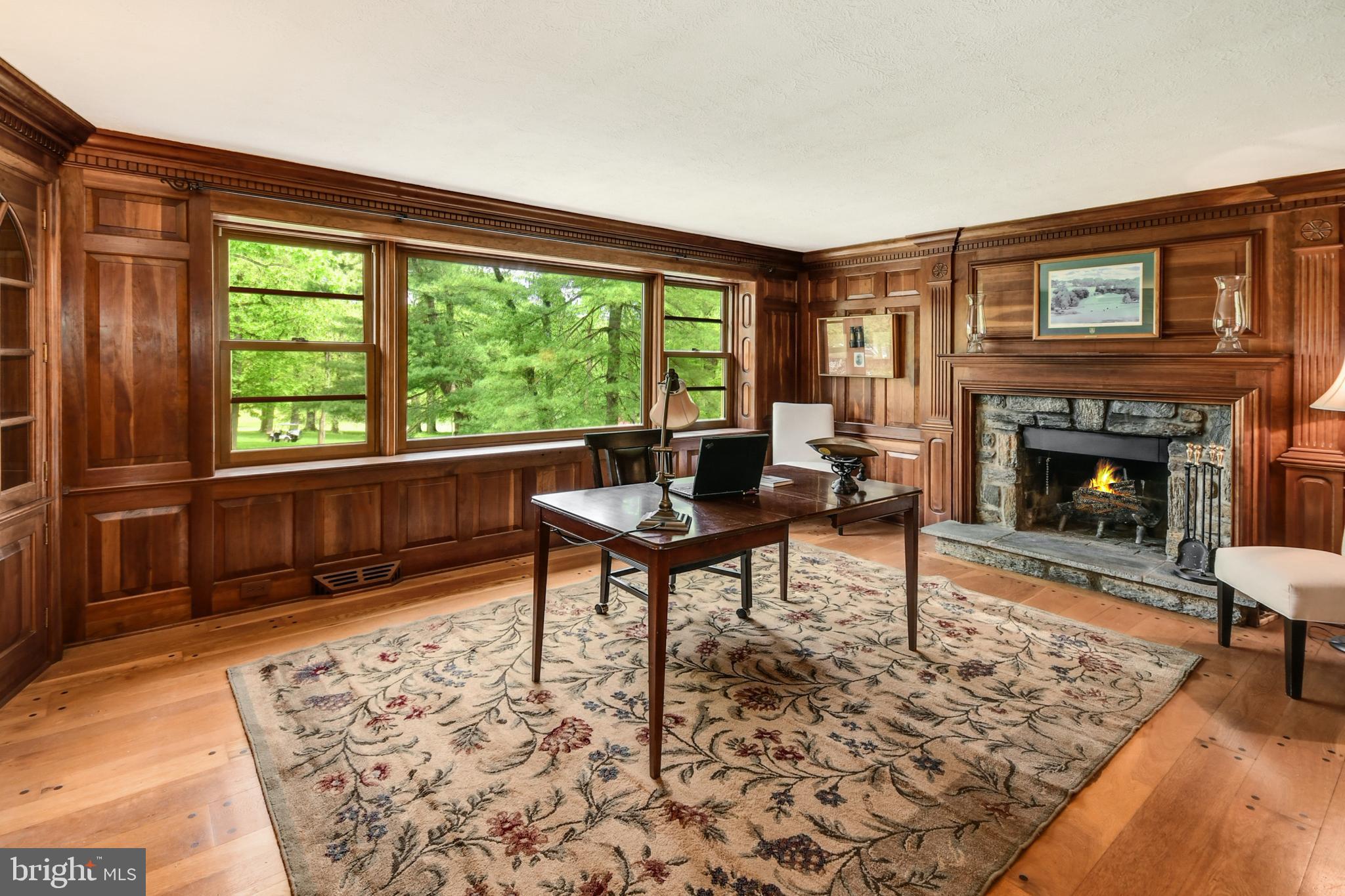 HUNTINGDON VALLEY - Residential