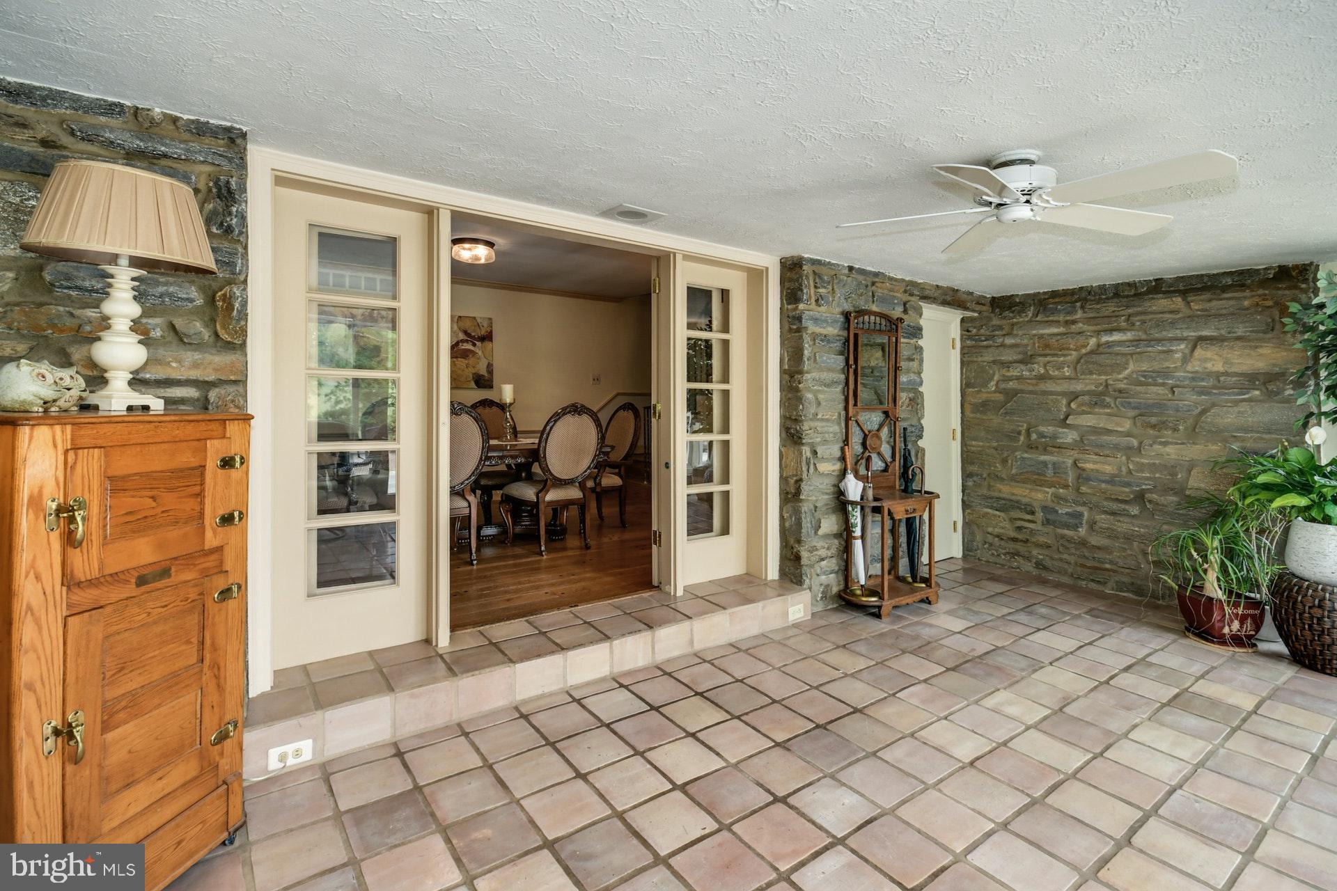 HUNTINGDON VALLEY - Residential