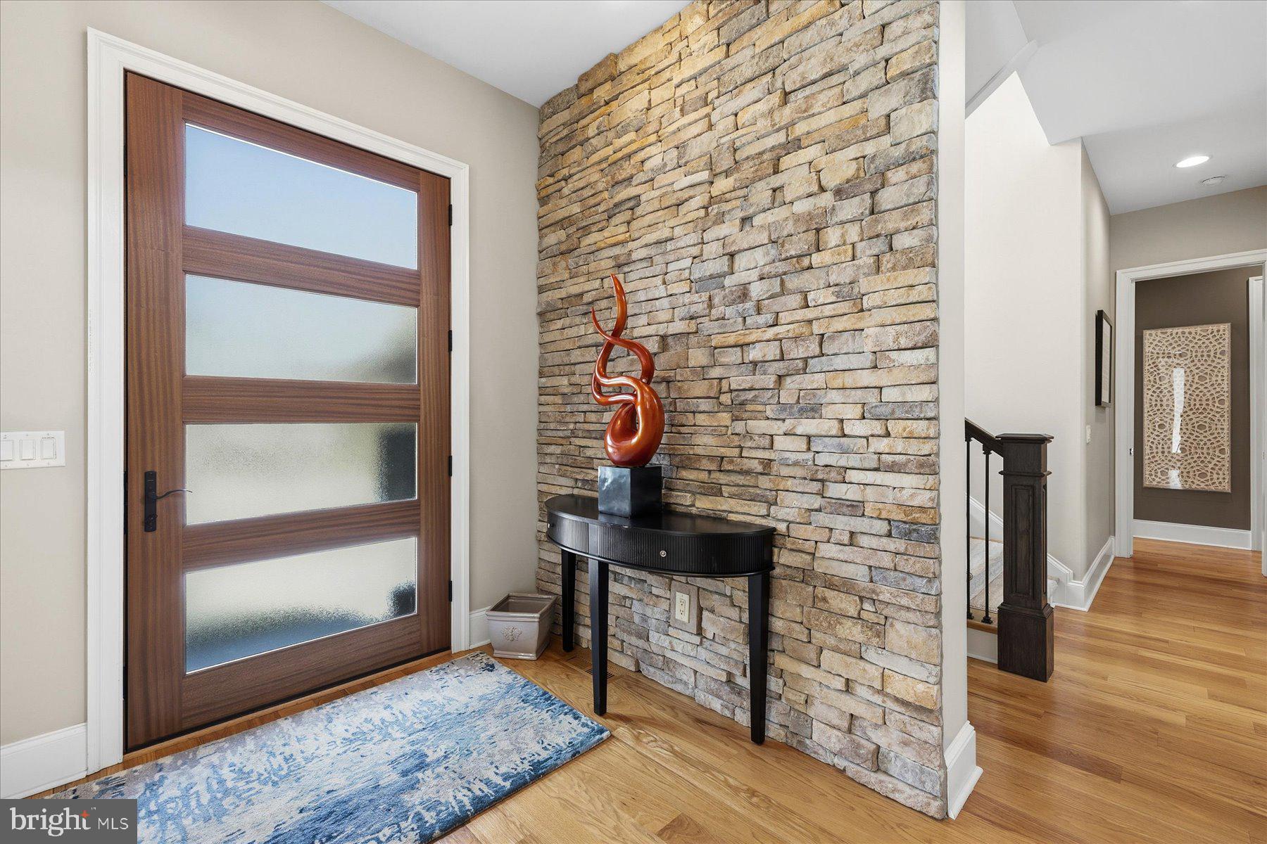 32 ELEANOR LEE LANE E