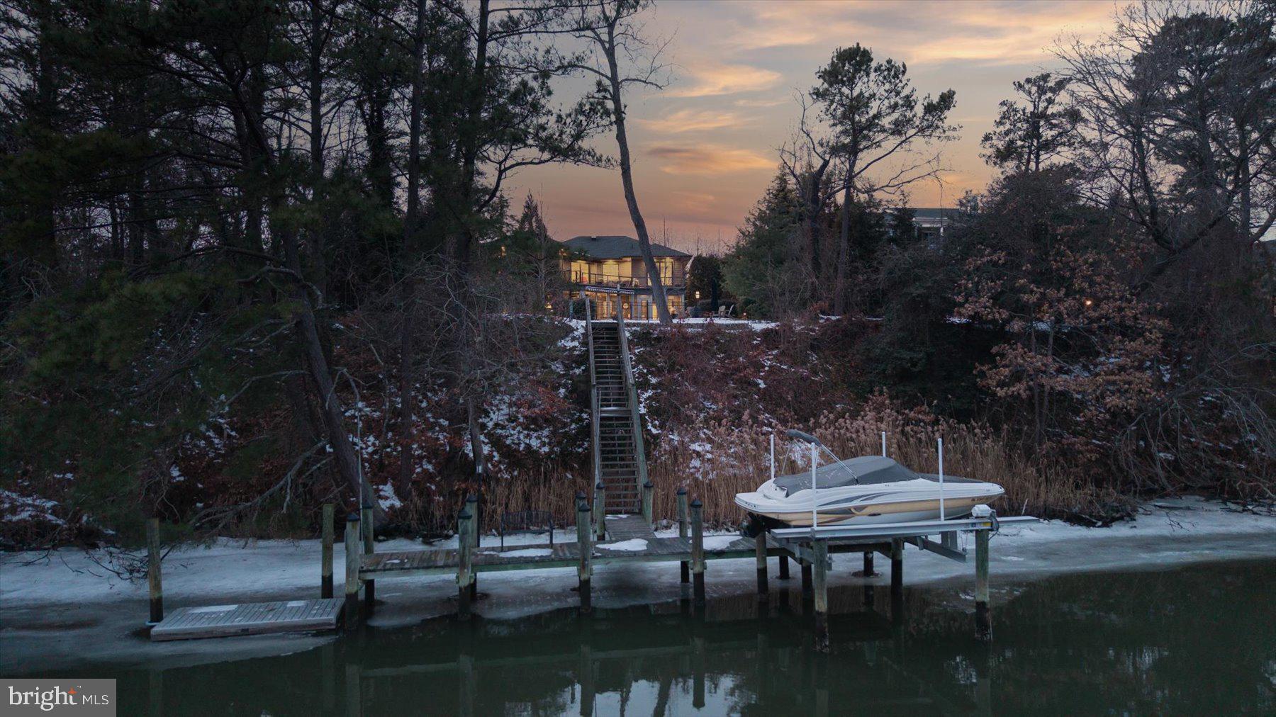 32 ELEANOR LEE LANE E