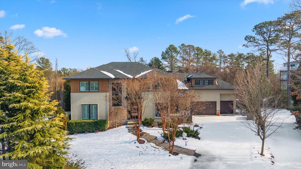 Photo of 32 Eleanor Lee Lane E, REHOBOTH BEACH, DE 19971 (MLS # DESU2103970)