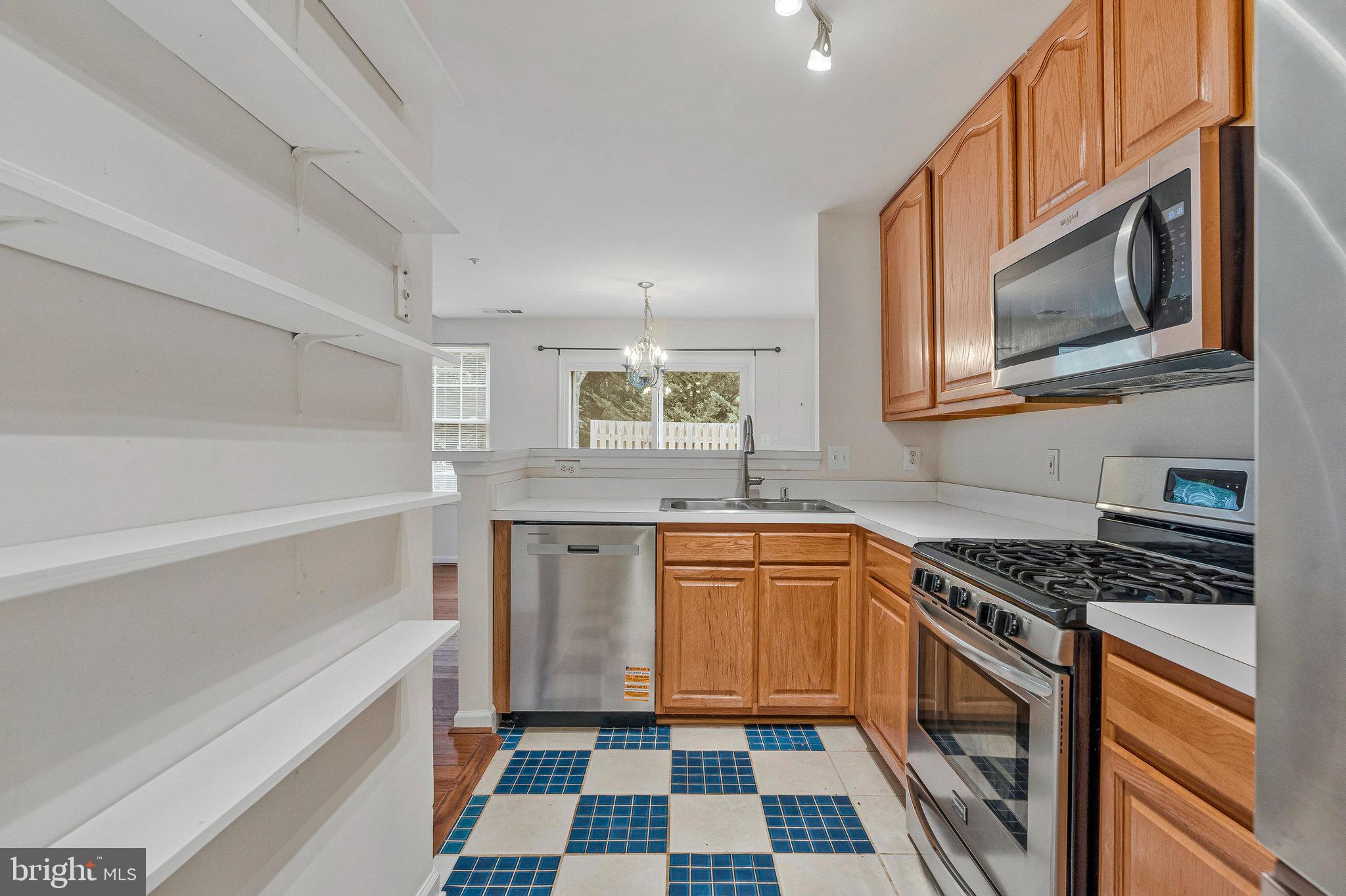 ASHBURN FARM - Residential