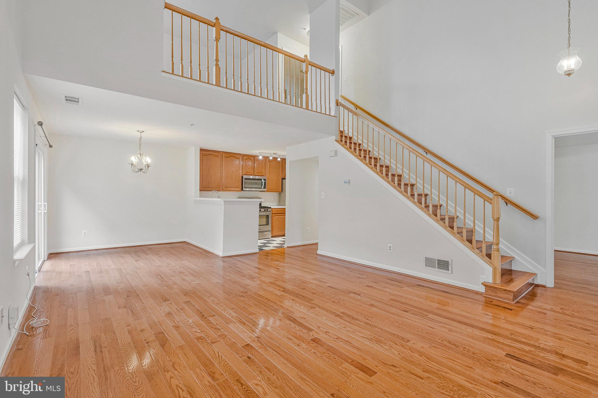 ASHBURN FARM - Residential