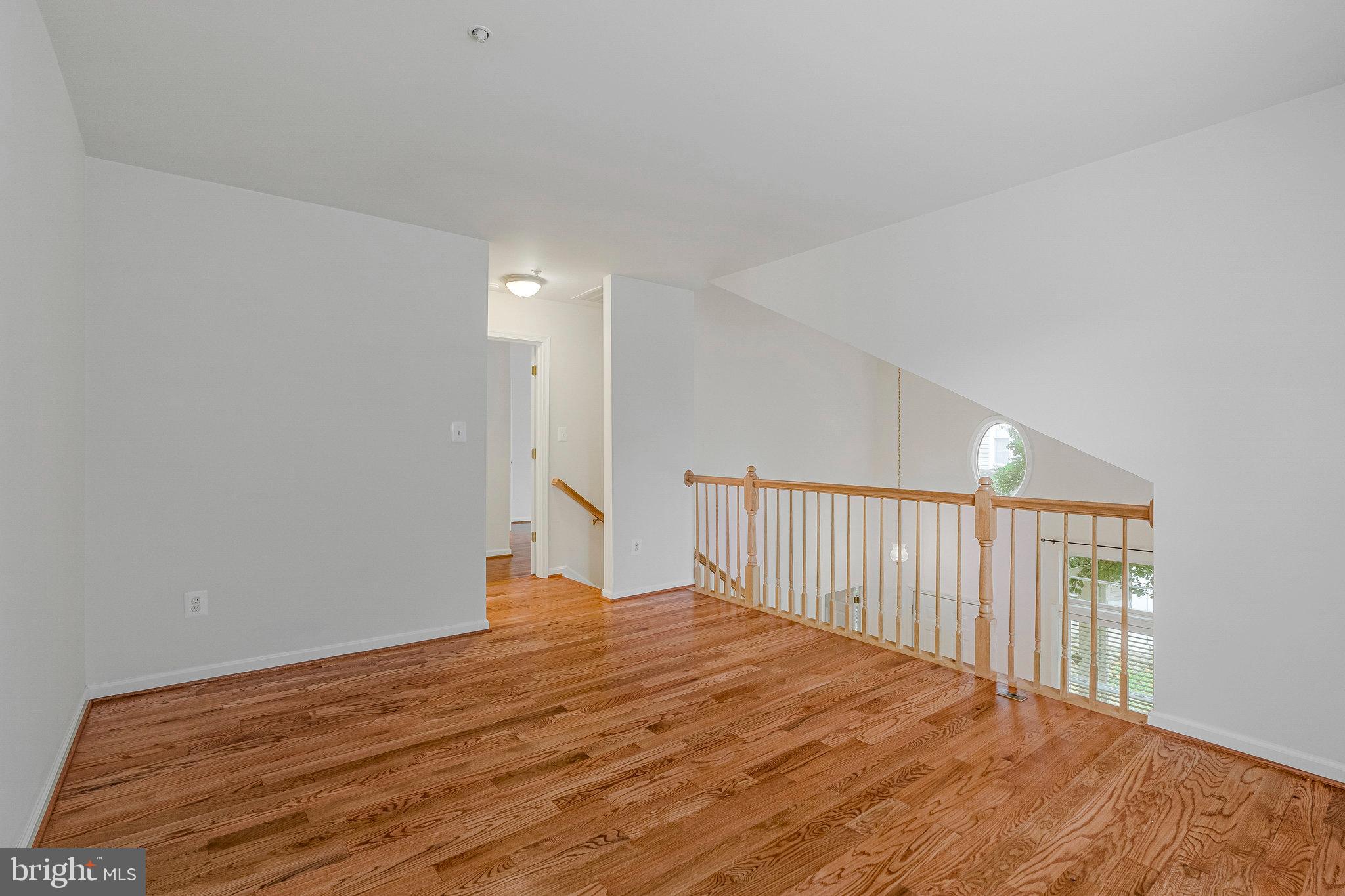 ASHBURN FARM - Residential