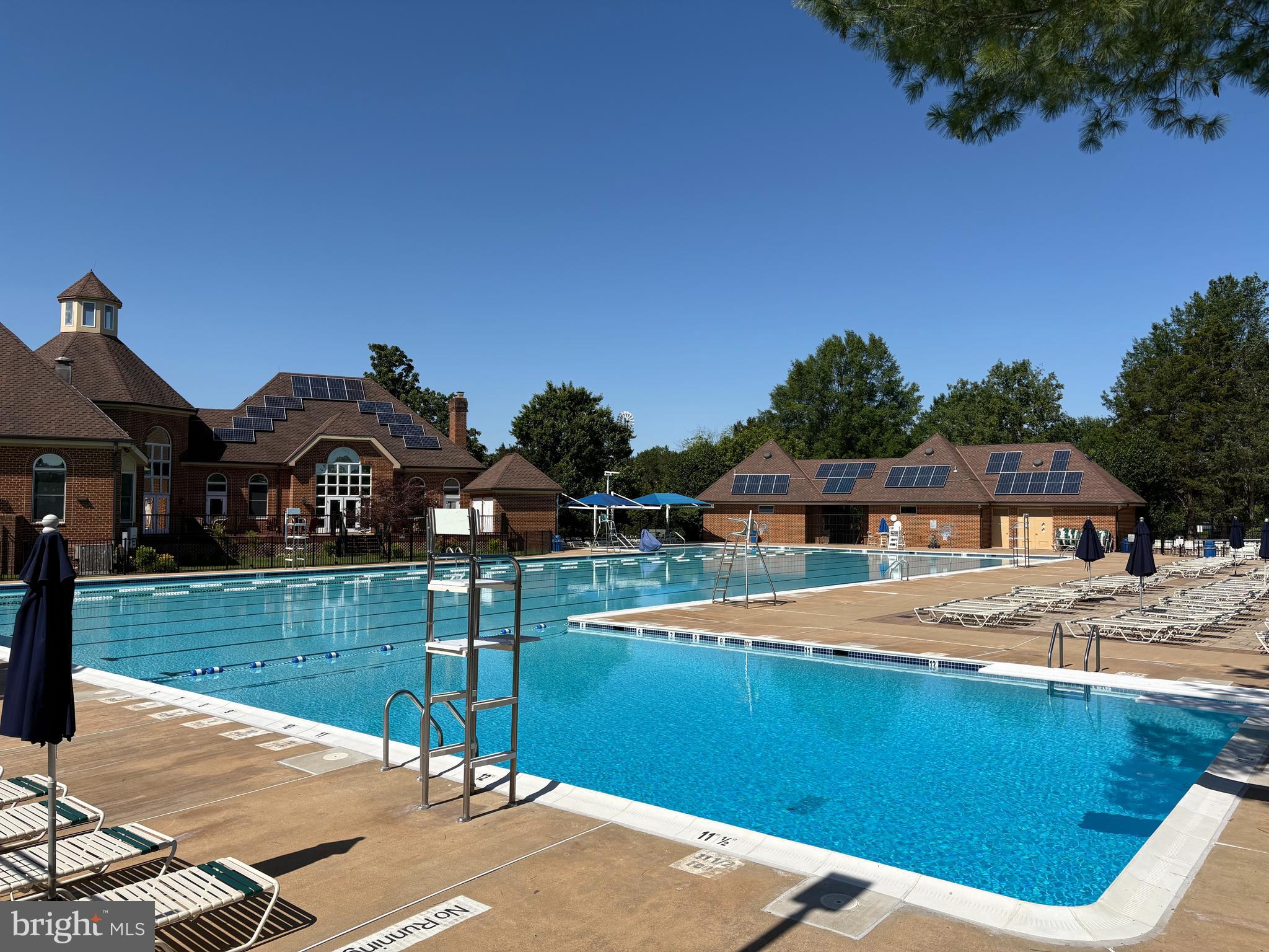 ASHBURN FARM - Residential