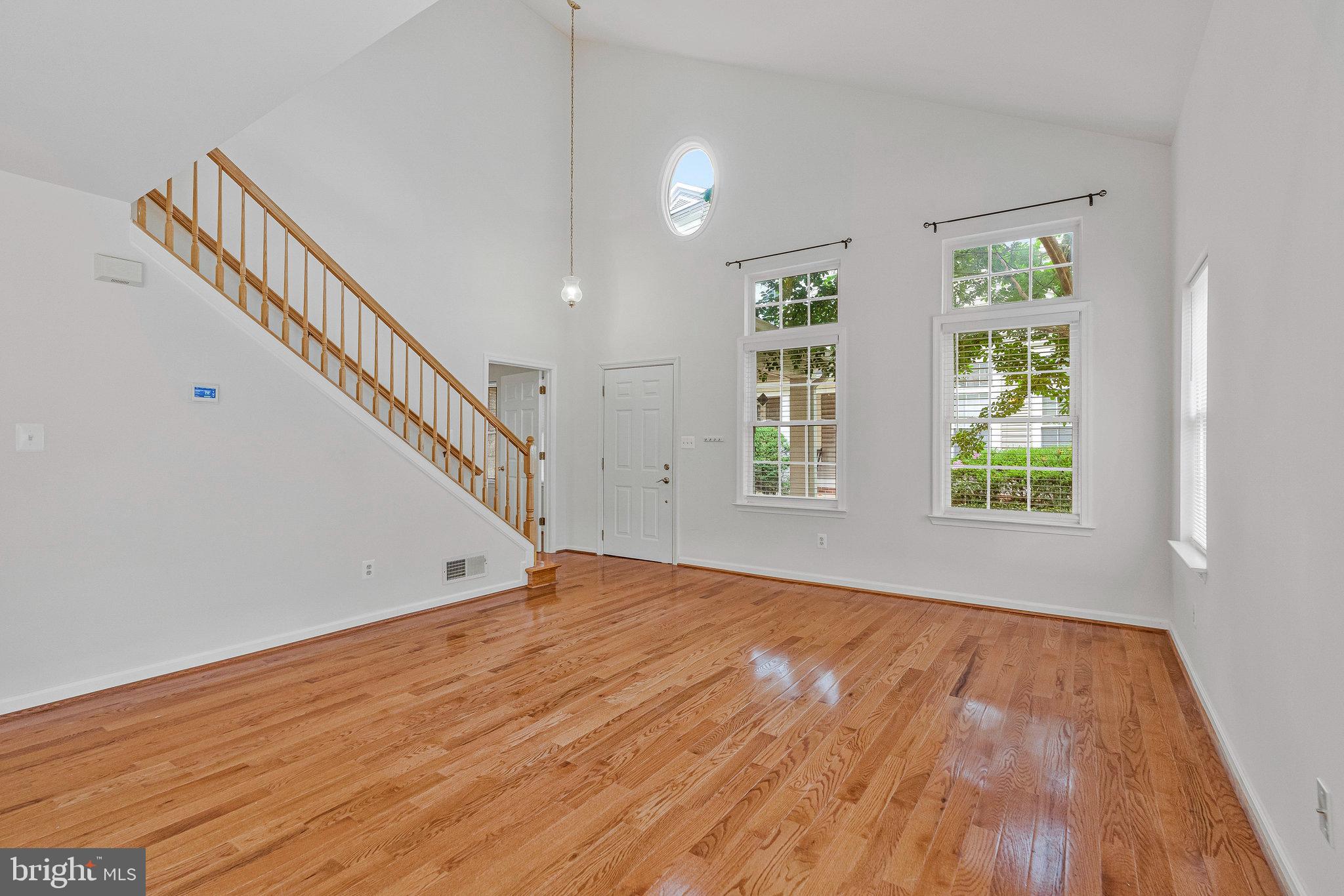 ASHBURN FARM - Residential