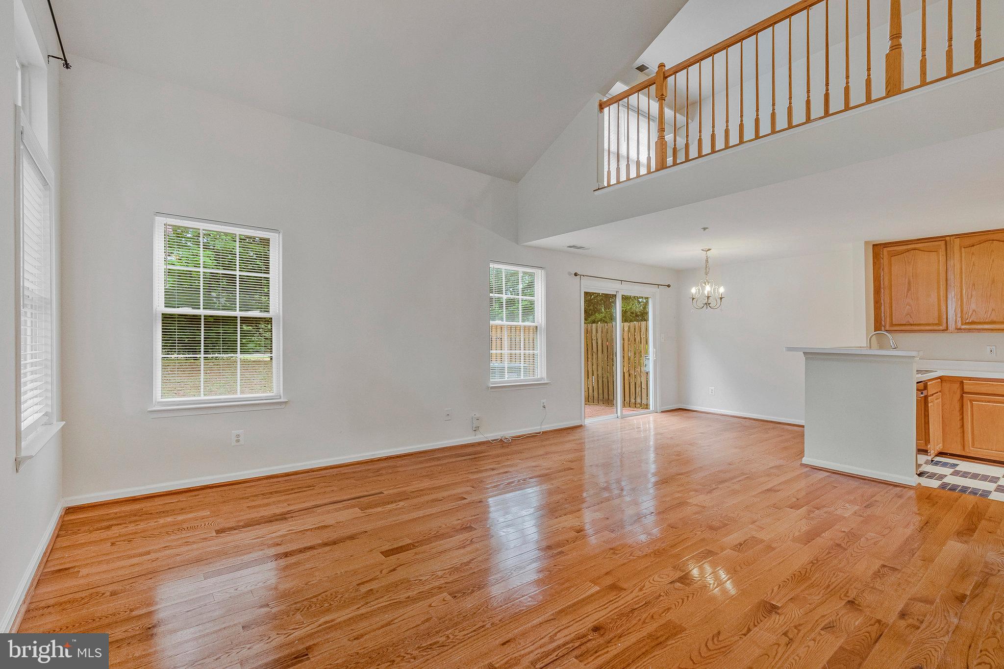 ASHBURN FARM - Residential