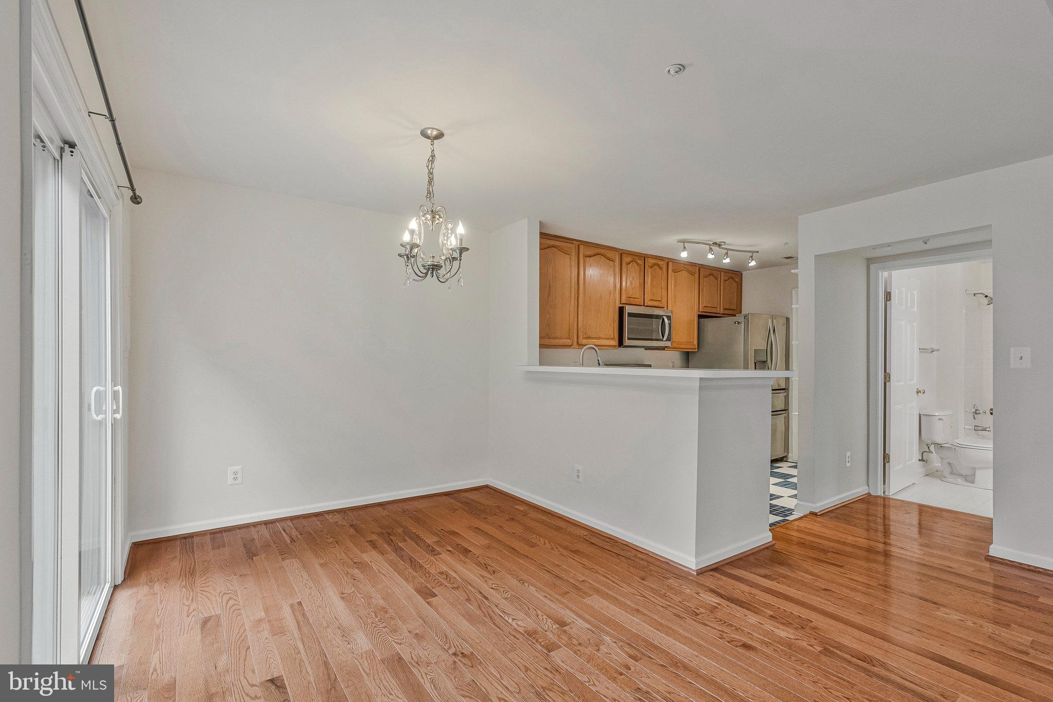 ASHBURN FARM - Residential