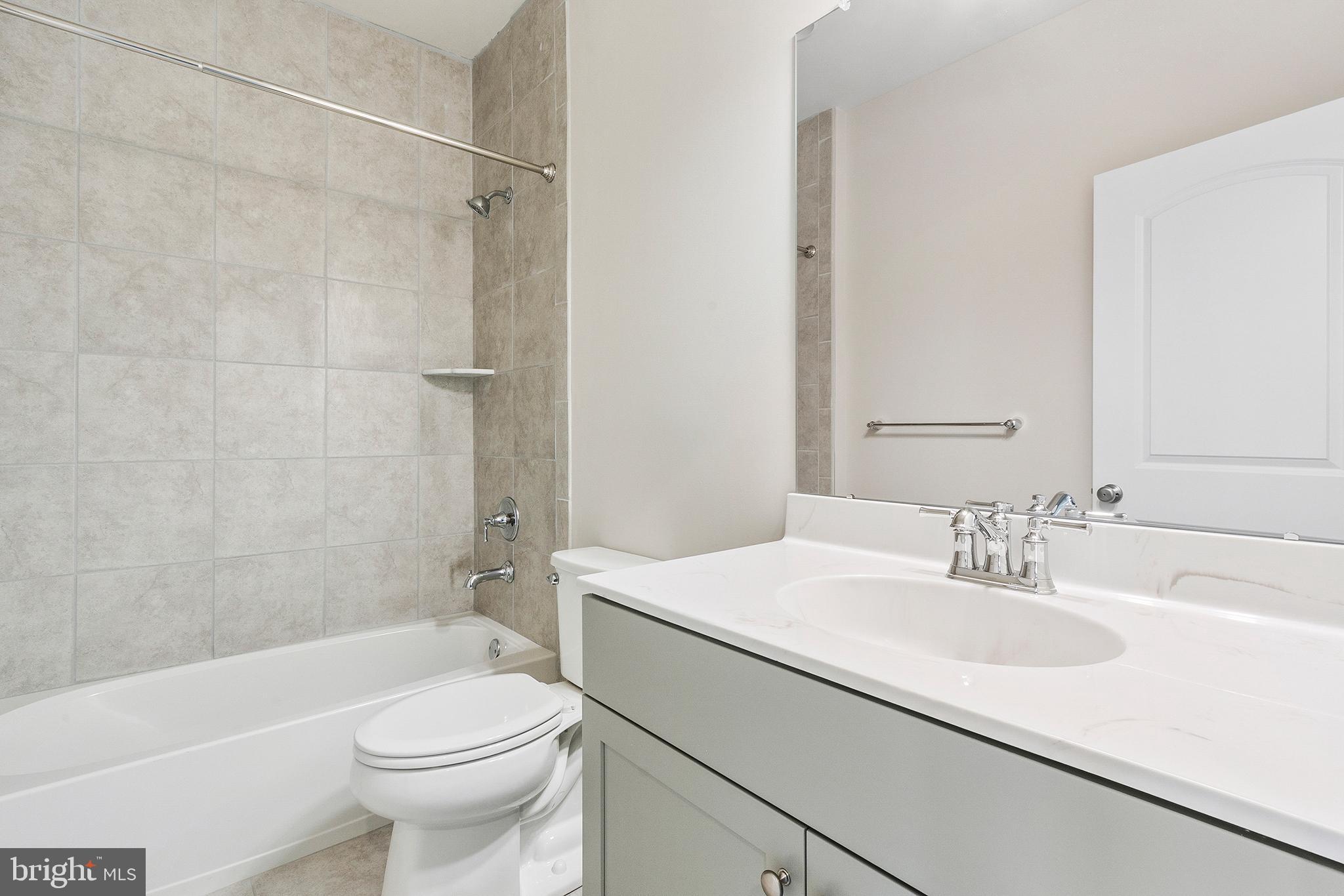 NEWTOWN WALK AT ELLIS PRESERVE - Residential Lease