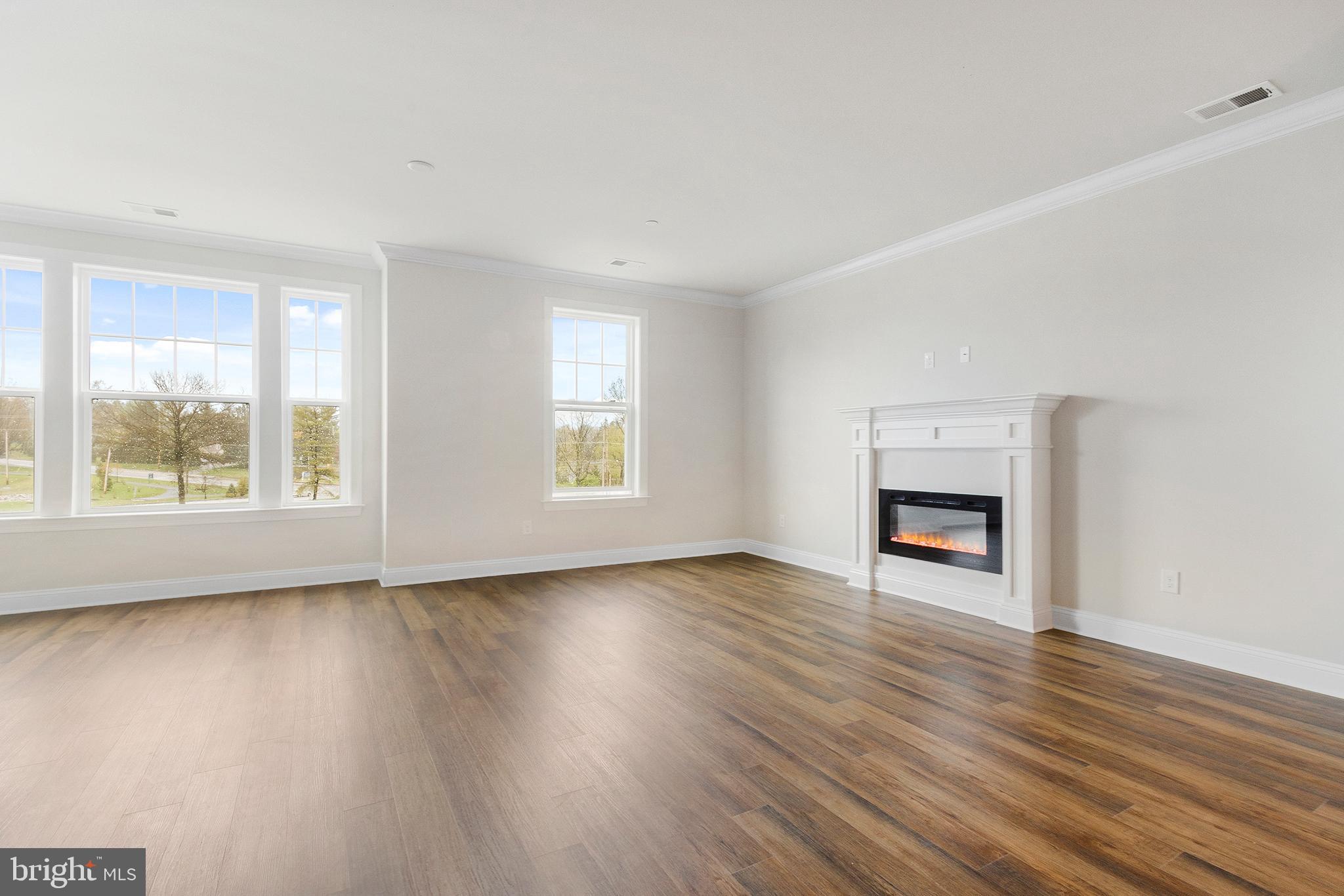 NEWTOWN WALK AT ELLIS PRESERVE - Residential Lease