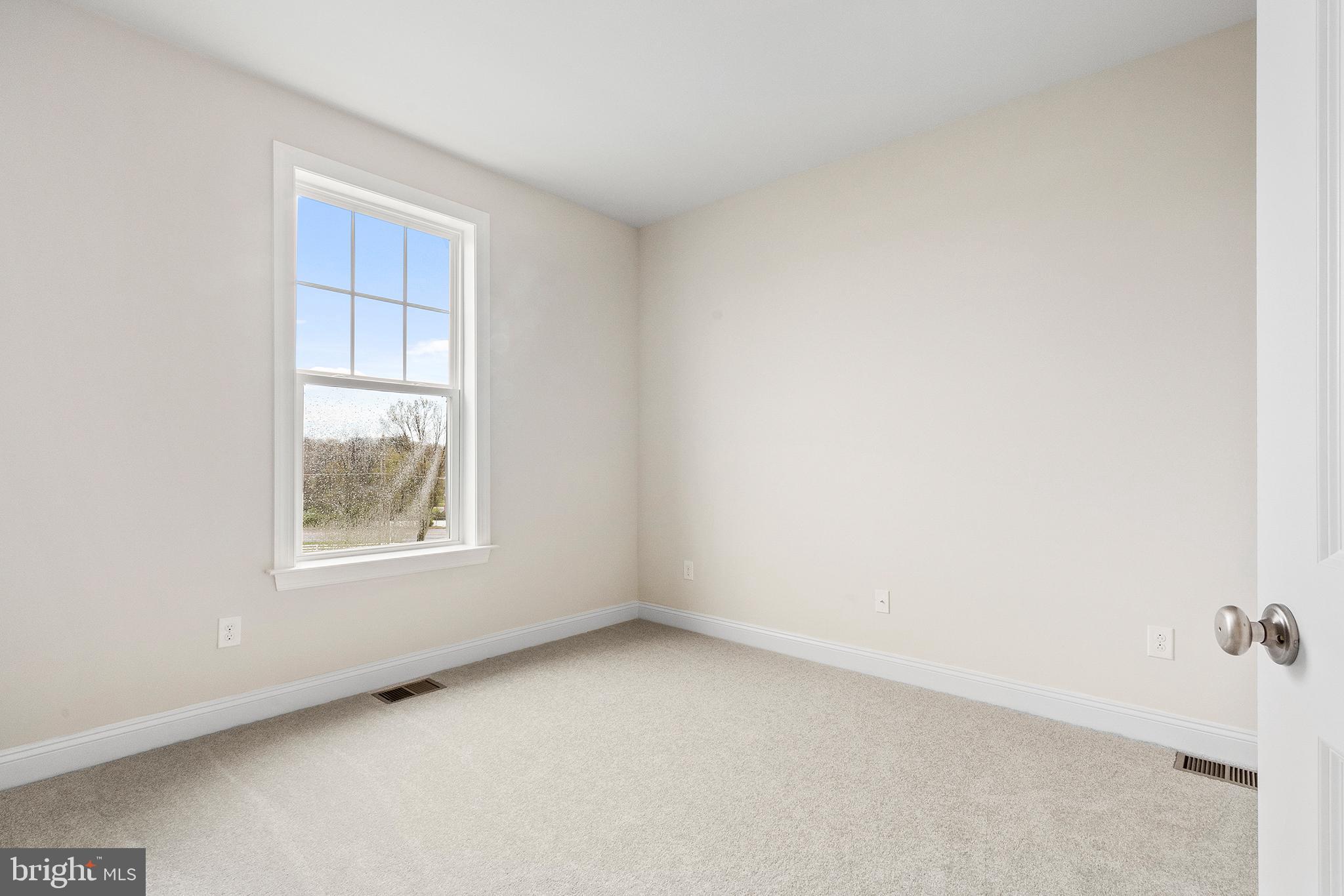 NEWTOWN WALK AT ELLIS PRESERVE - Residential Lease