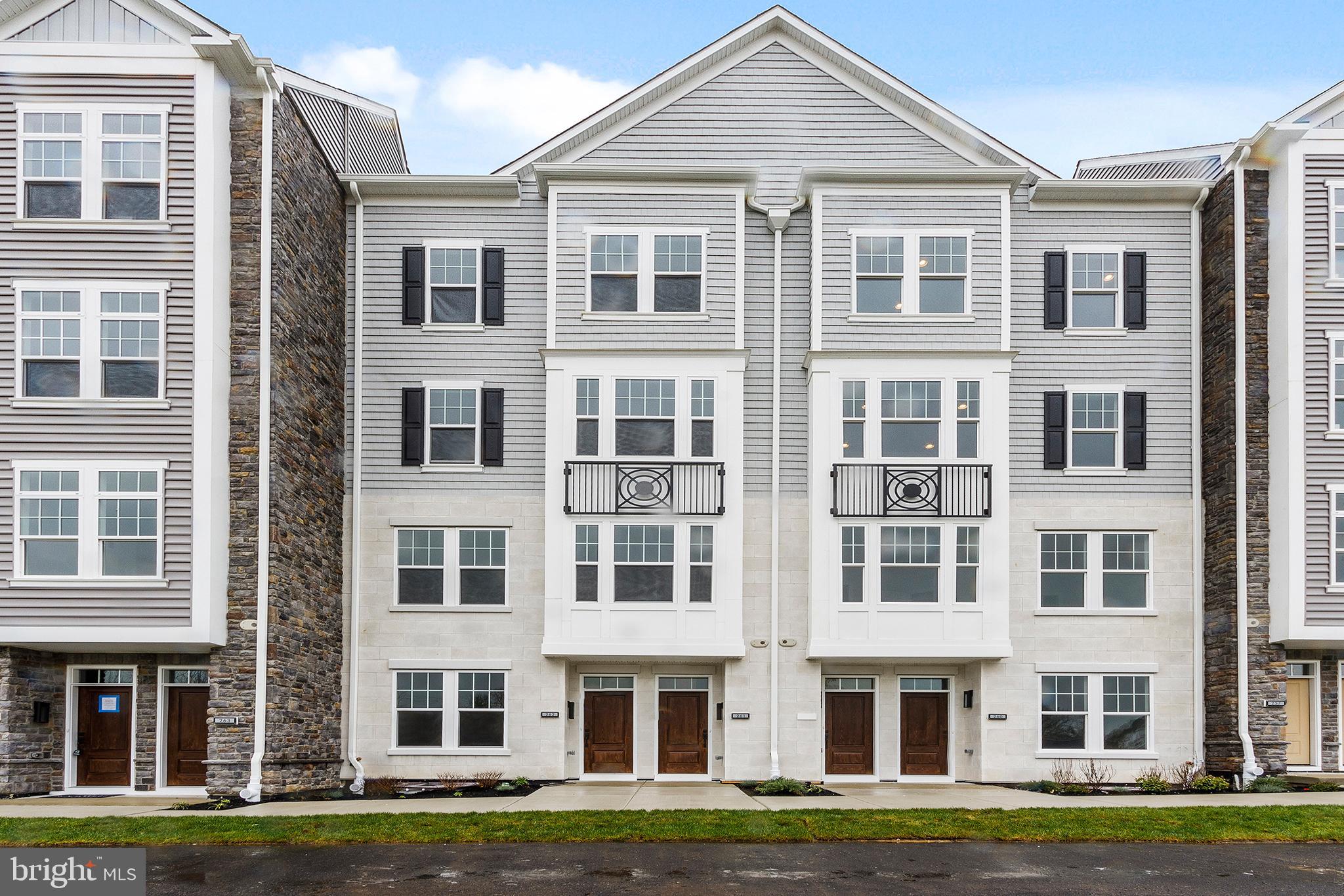 NEWTOWN WALK AT ELLIS PRESERVE - Residential Lease