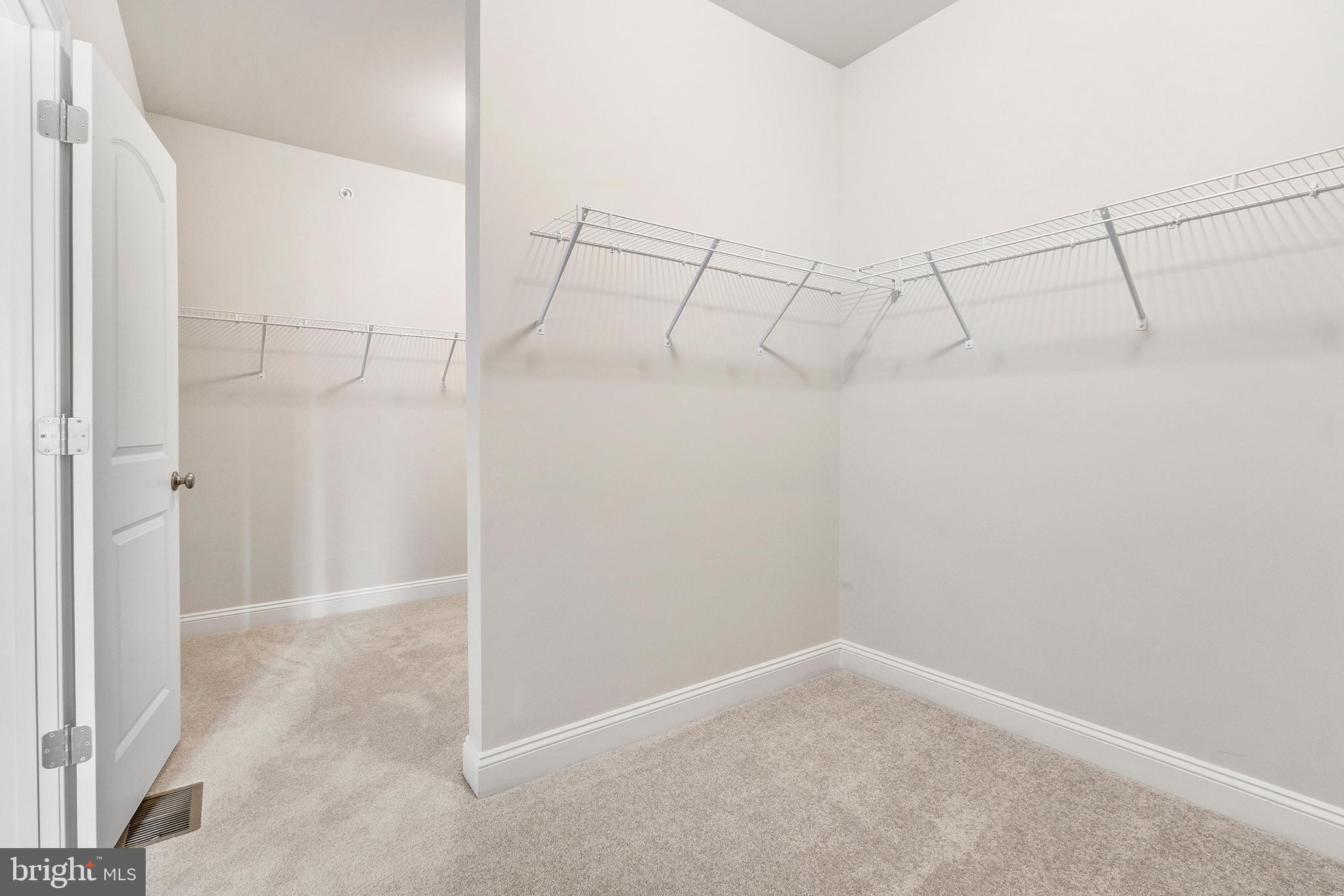 NEWTOWN WALK AT ELLIS PRESERVE - Residential Lease