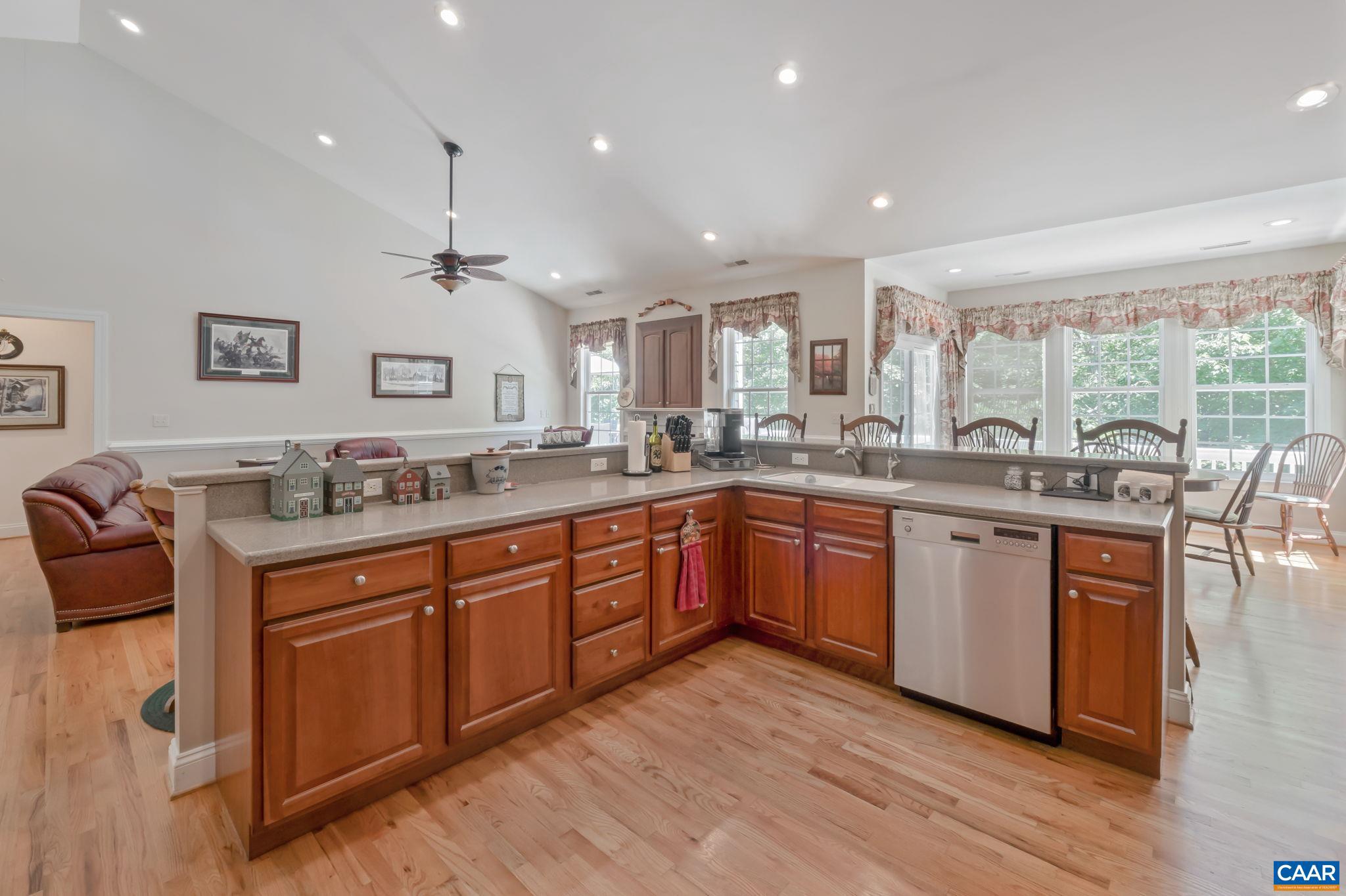 27 KINGSWOOD RD