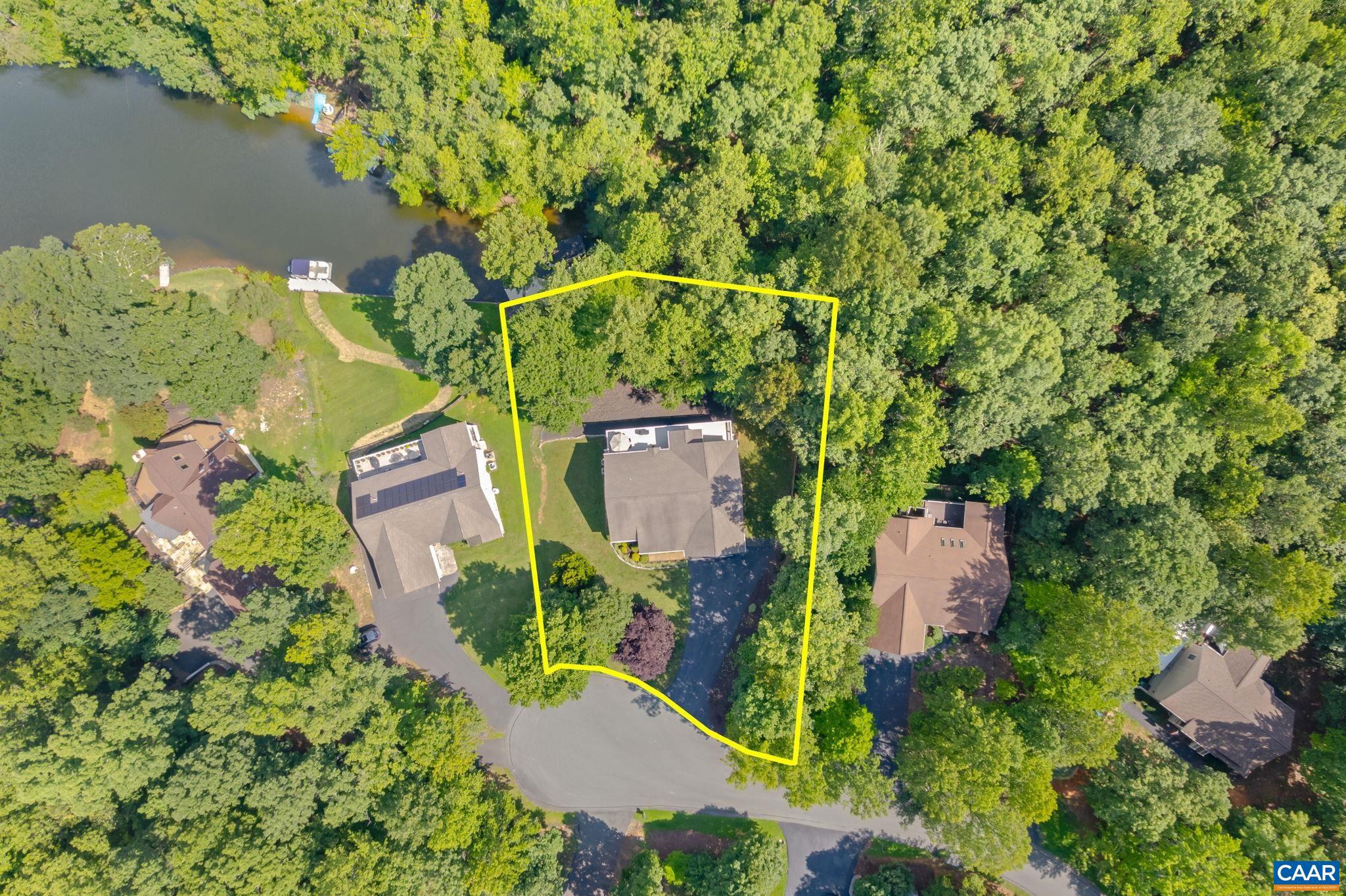 LAKE MONTICELLO - Residential