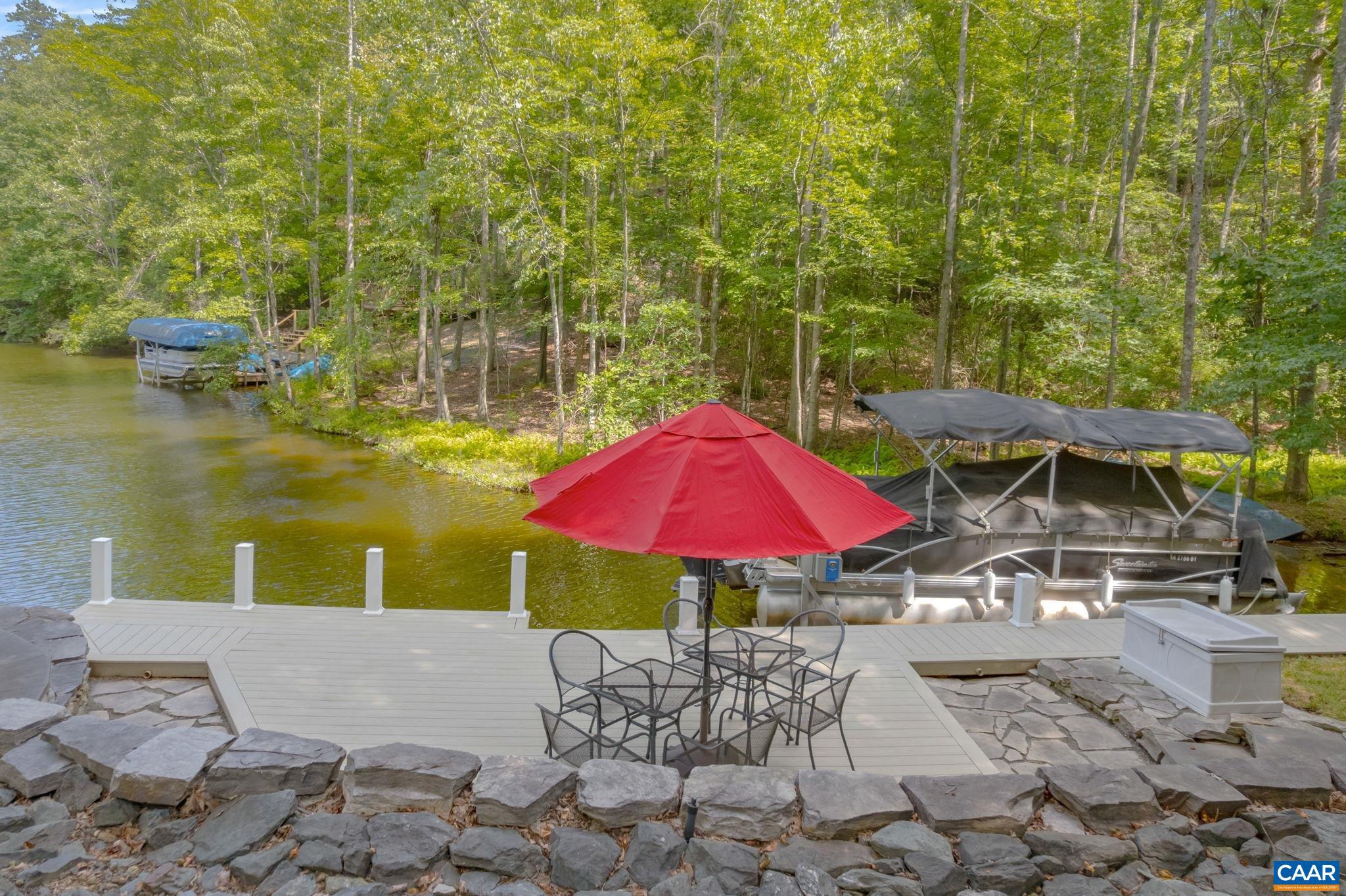 LAKE MONTICELLO - Residential