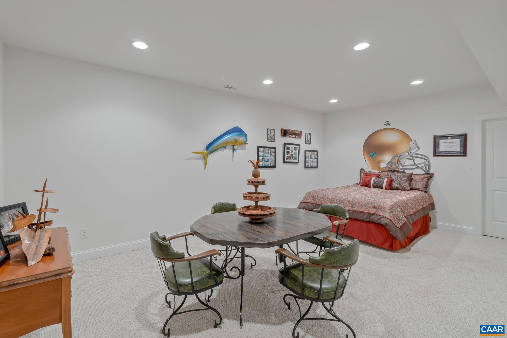 LAKE MONTICELLO - Residential