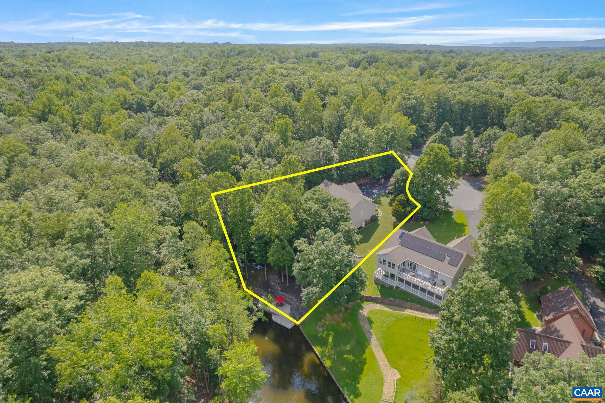 LAKE MONTICELLO - Residential