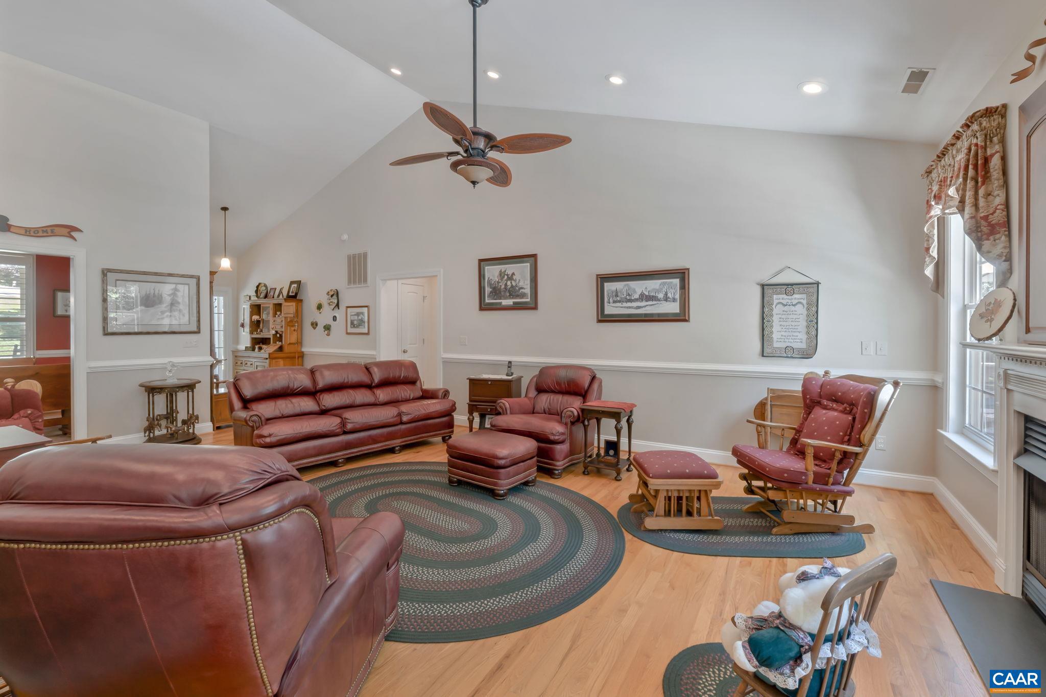 LAKE MONTICELLO - Residential