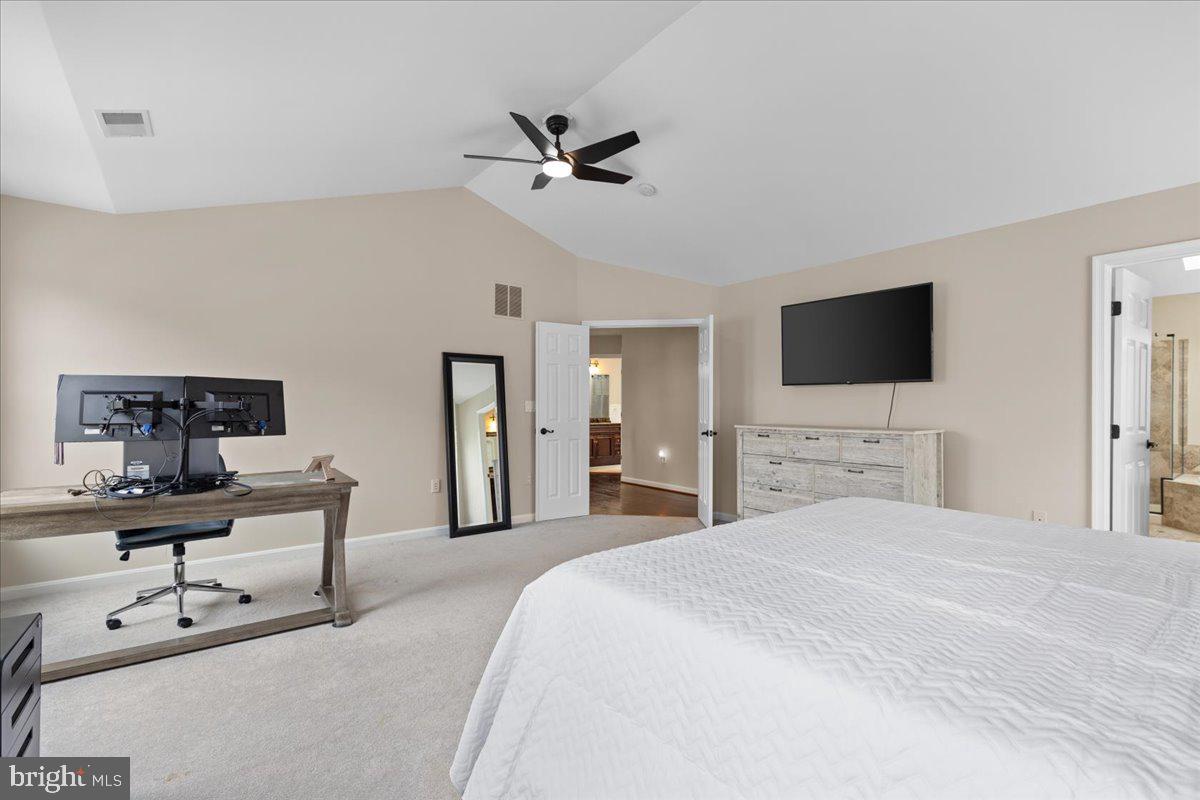 RIDGEFIELD VILLAGE - Residential