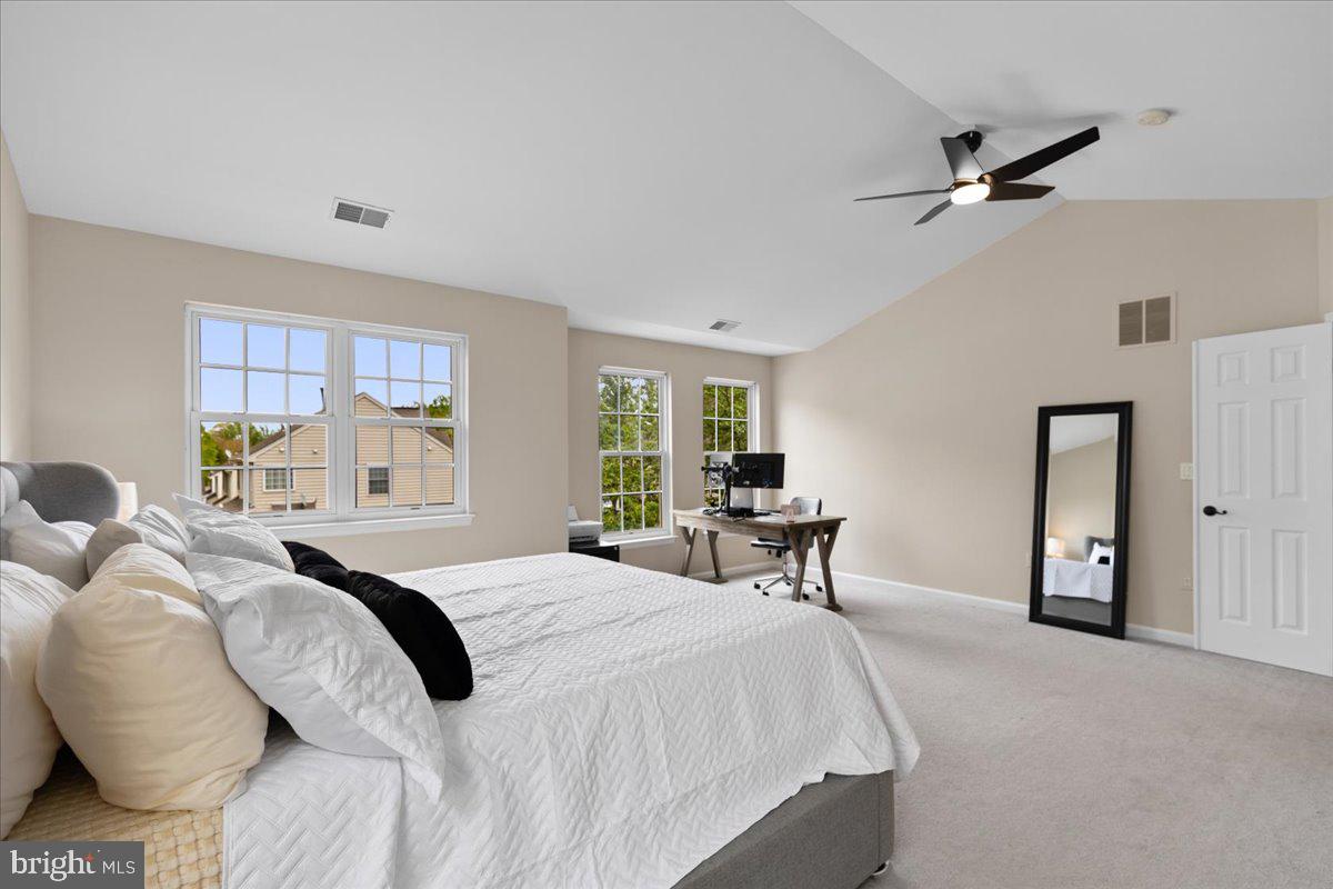 RIDGEFIELD VILLAGE - Residential