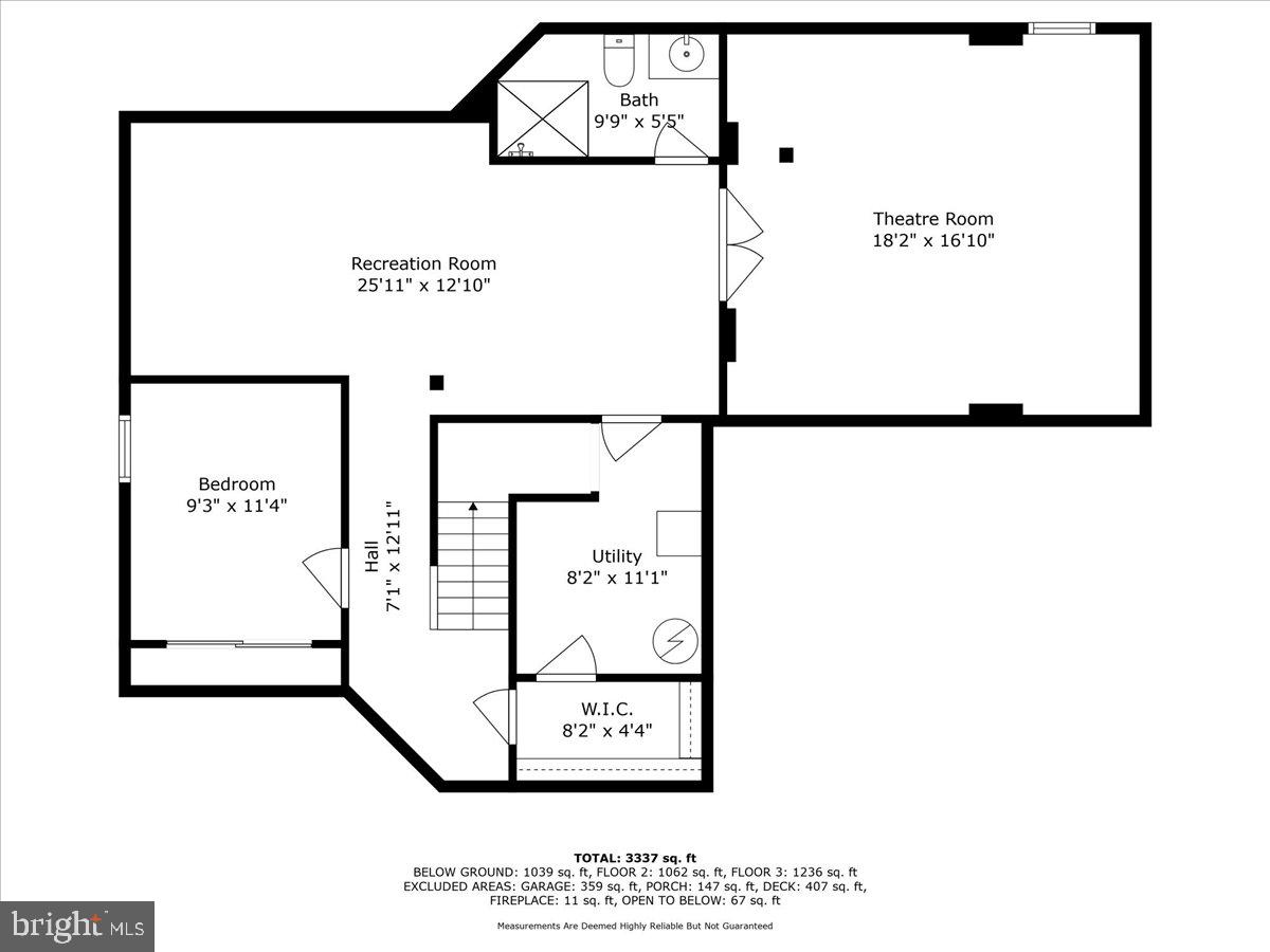 RIDGEFIELD VILLAGE - Residential