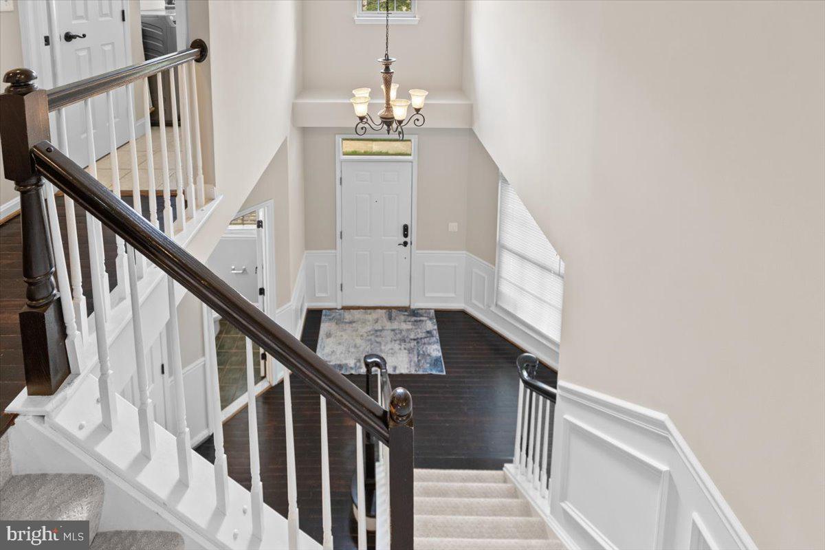 RIDGEFIELD VILLAGE - Residential