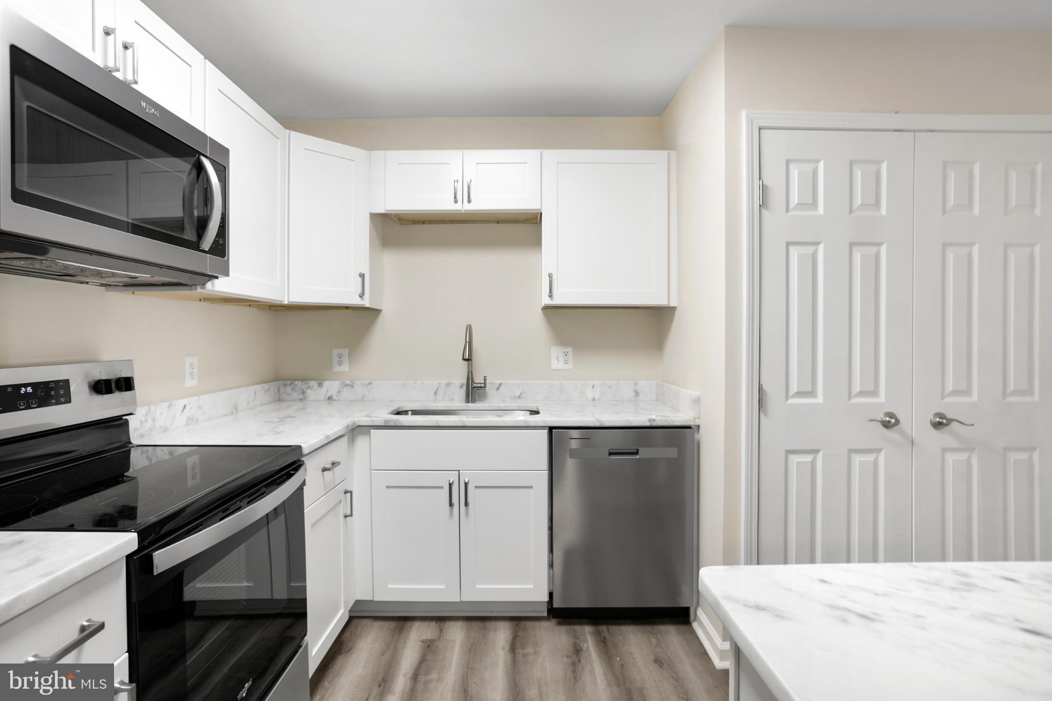 DOWNTOWN FREDERICKSBURG - Residential Lease