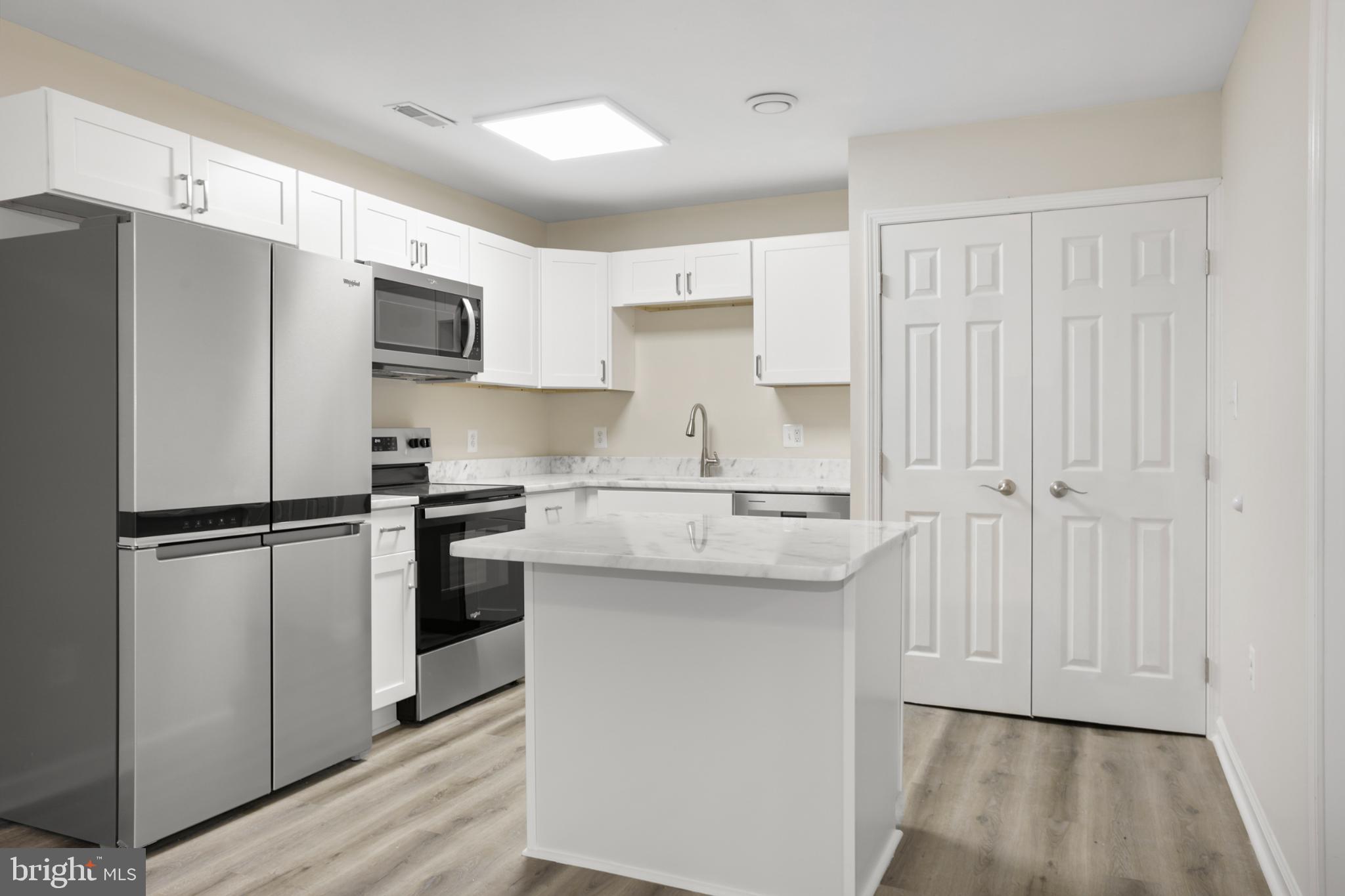 DOWNTOWN FREDERICKSBURG - Residential Lease