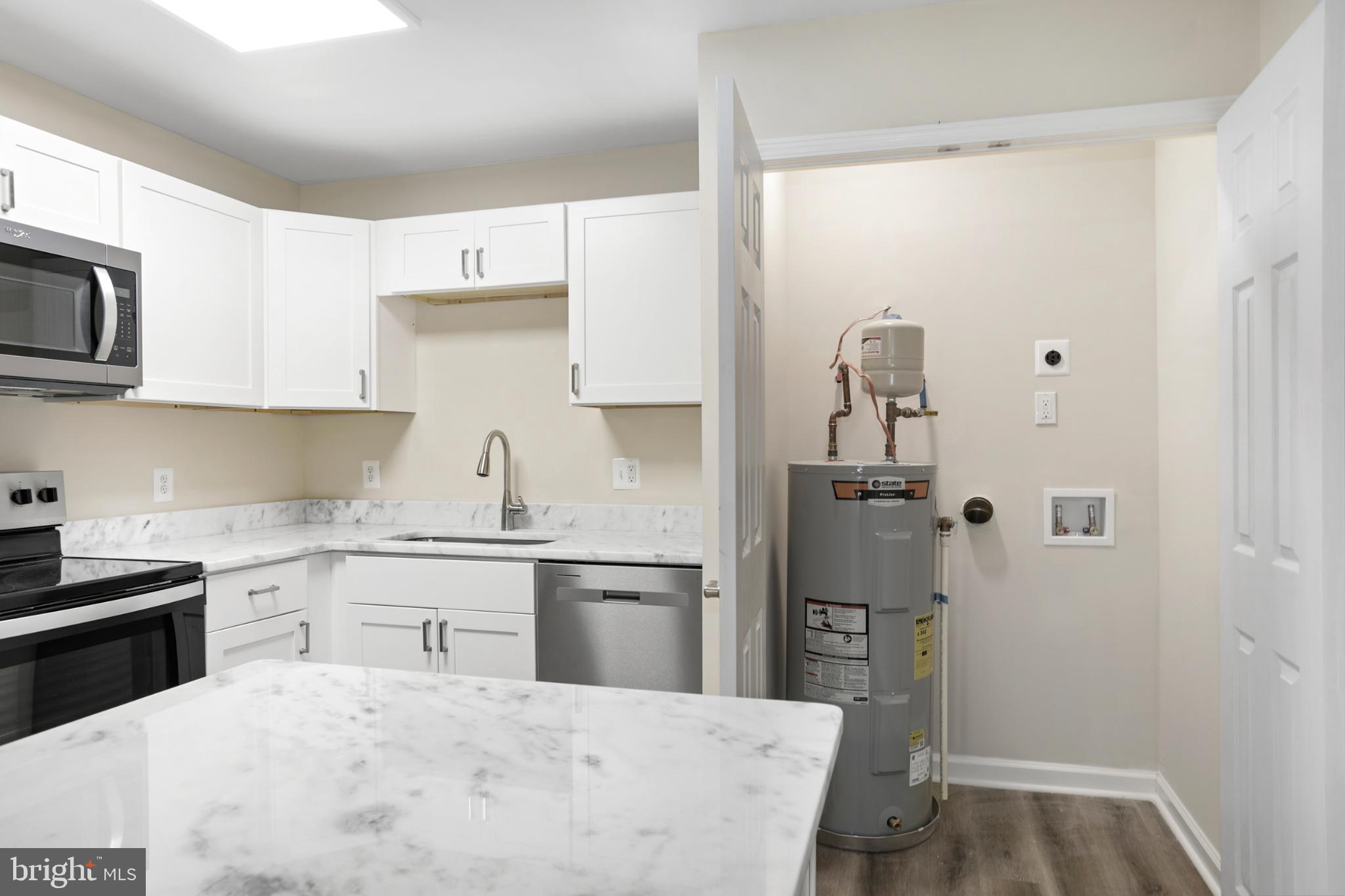 DOWNTOWN FREDERICKSBURG - Residential Lease