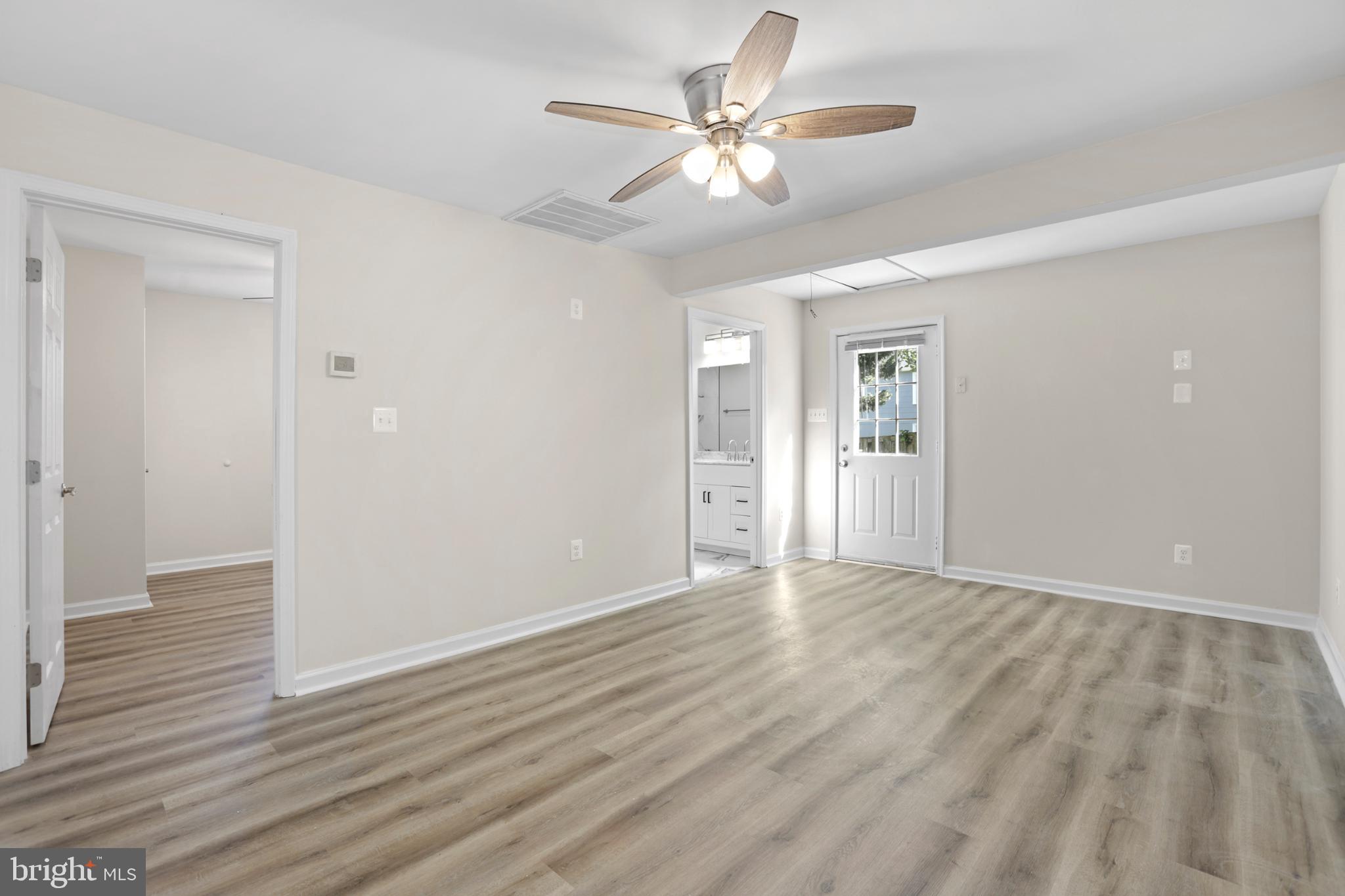 DOWNTOWN FREDERICKSBURG - Residential Lease