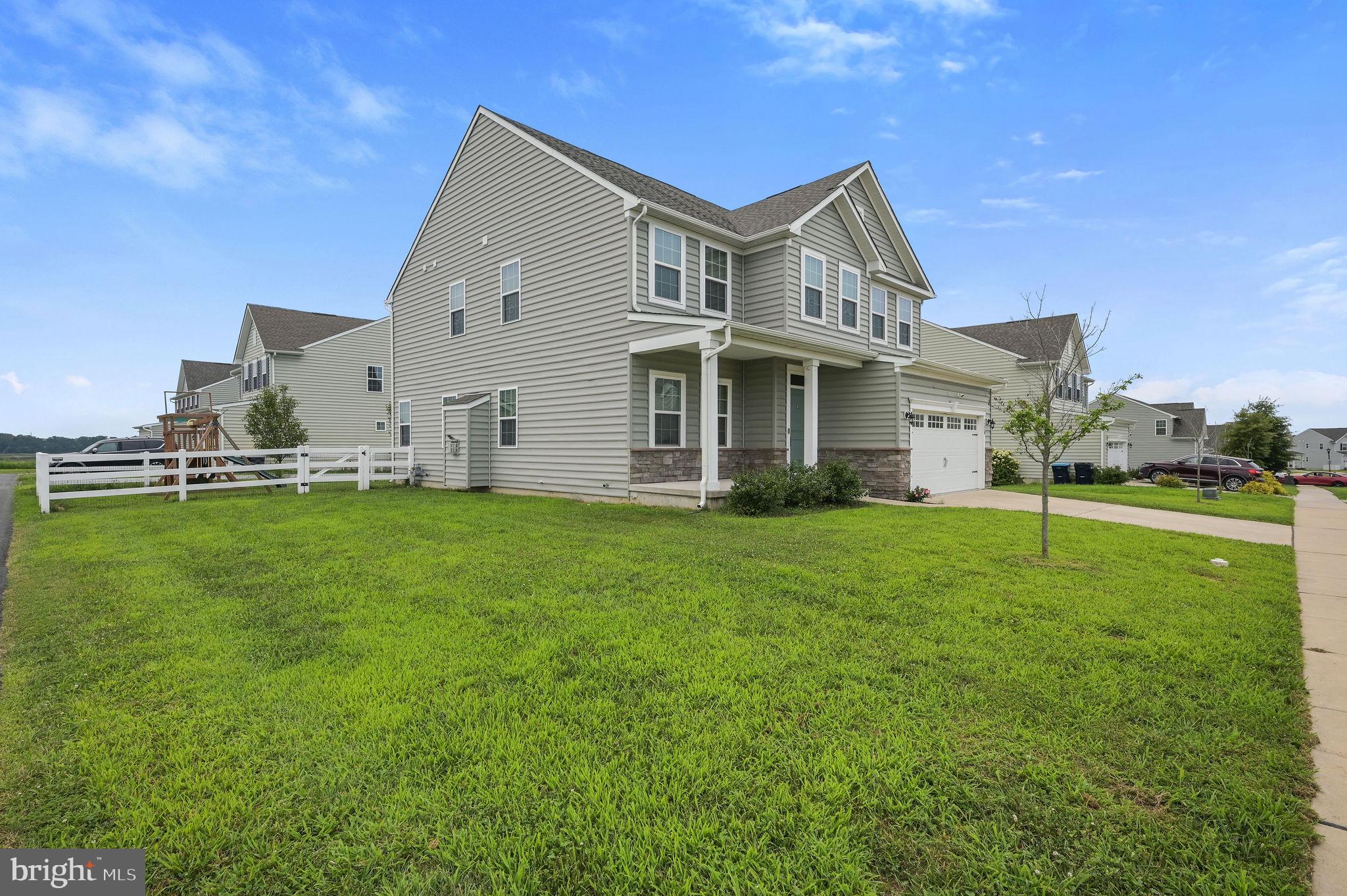 1228 HOOK DRIVE